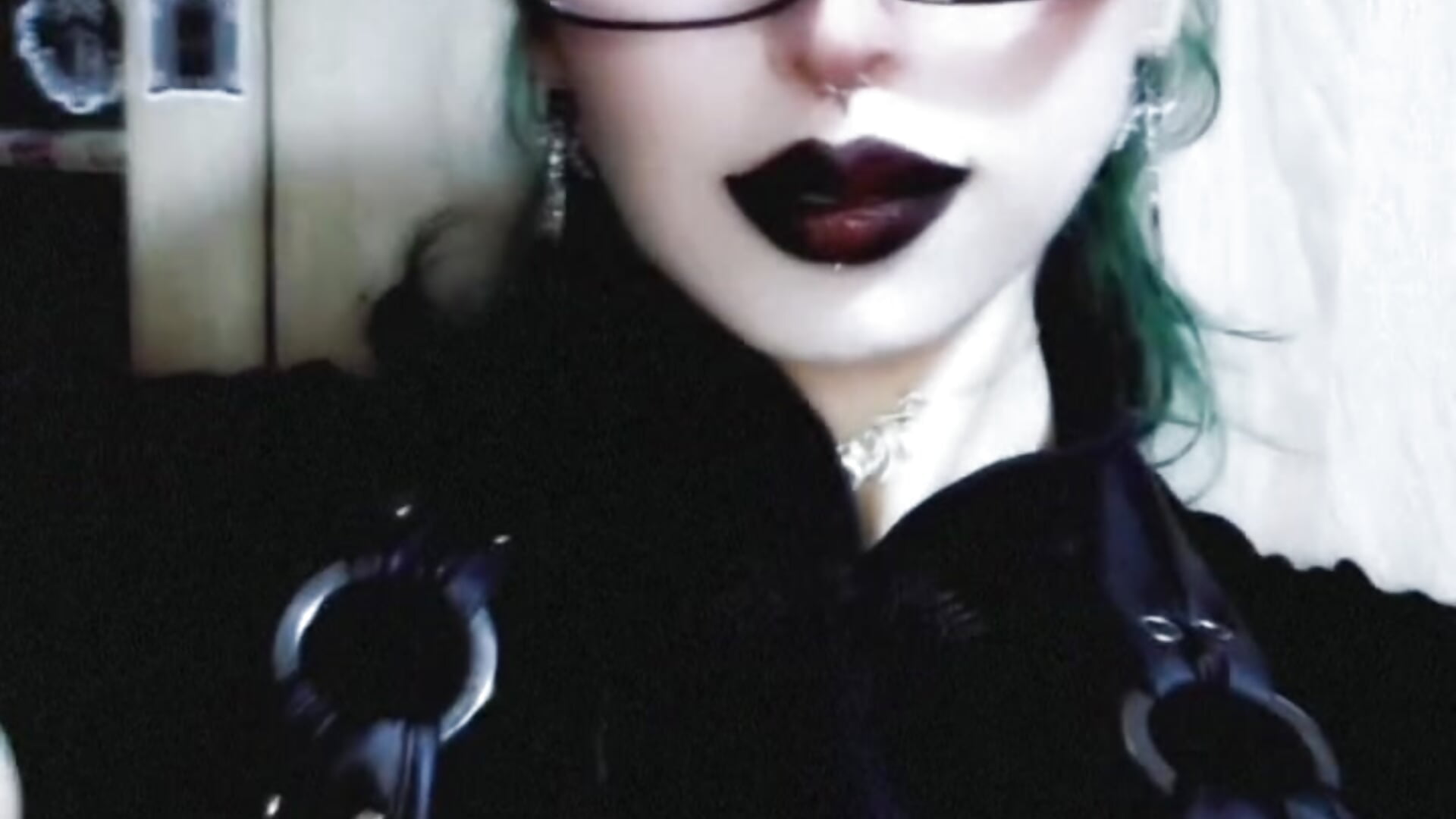 ✡ GOOD MORNING, I'M HERE AGAIN, DID YOU MISS ME? BECAUSE I DID THINK ABOUT YOU EVERY DAY🦇 ✡ - video by Im_gaia cam model