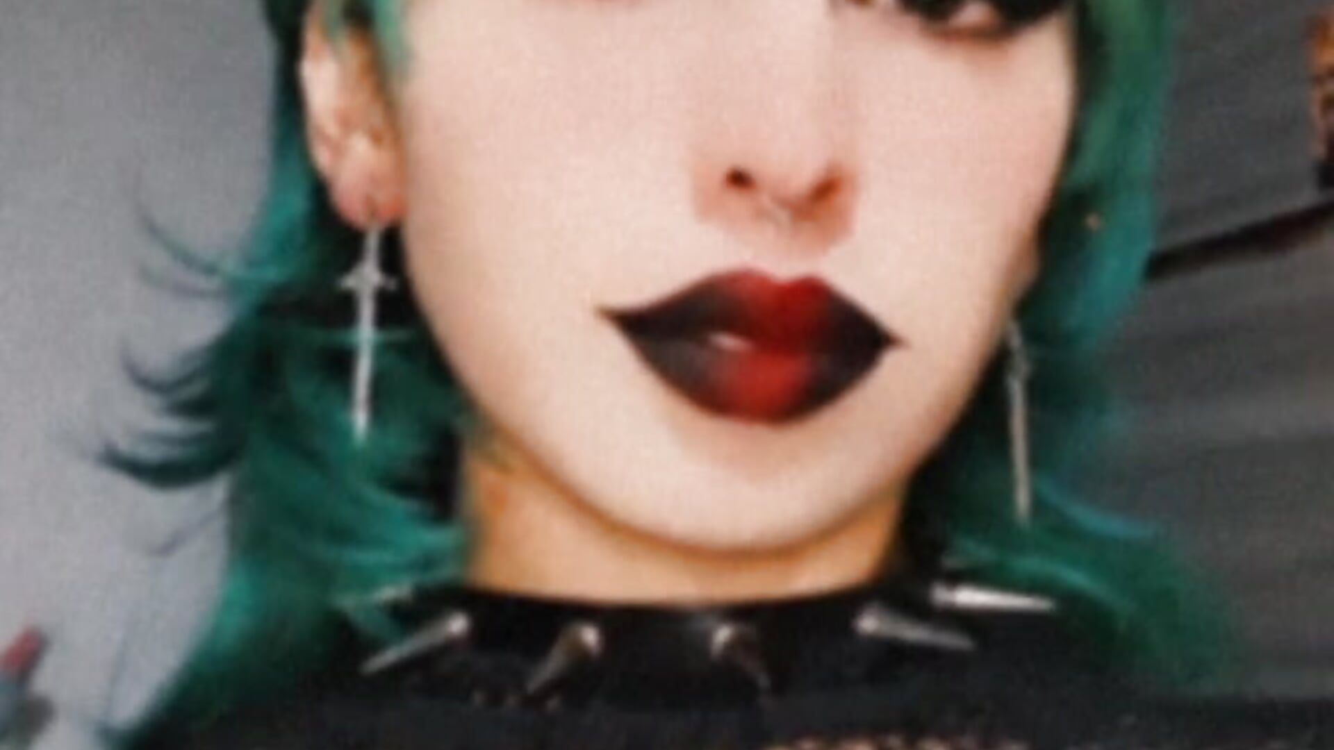 ✡ I NEED TO LEAVE MY LIPSTICK ON YOUR BALLS 🥵 ✡ - video by Im_gaia cam model