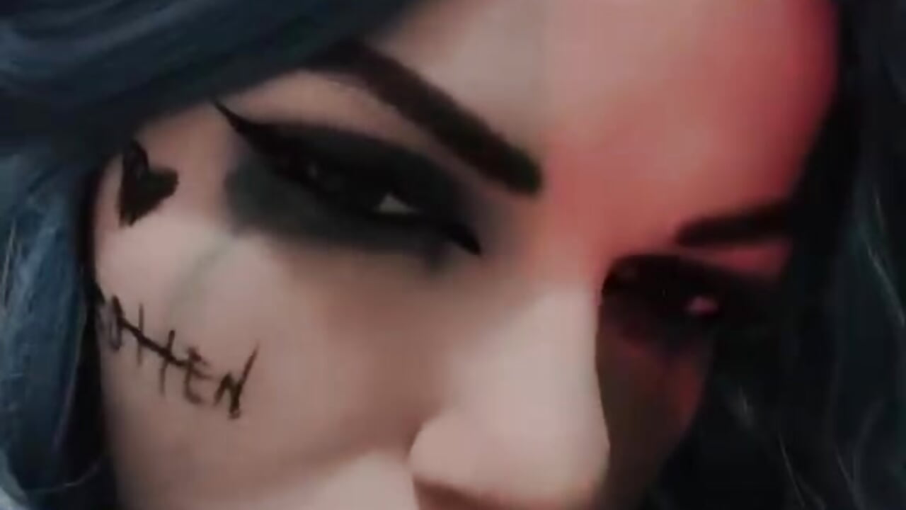 Harley Quinn😈 - video by la_mazona cam model