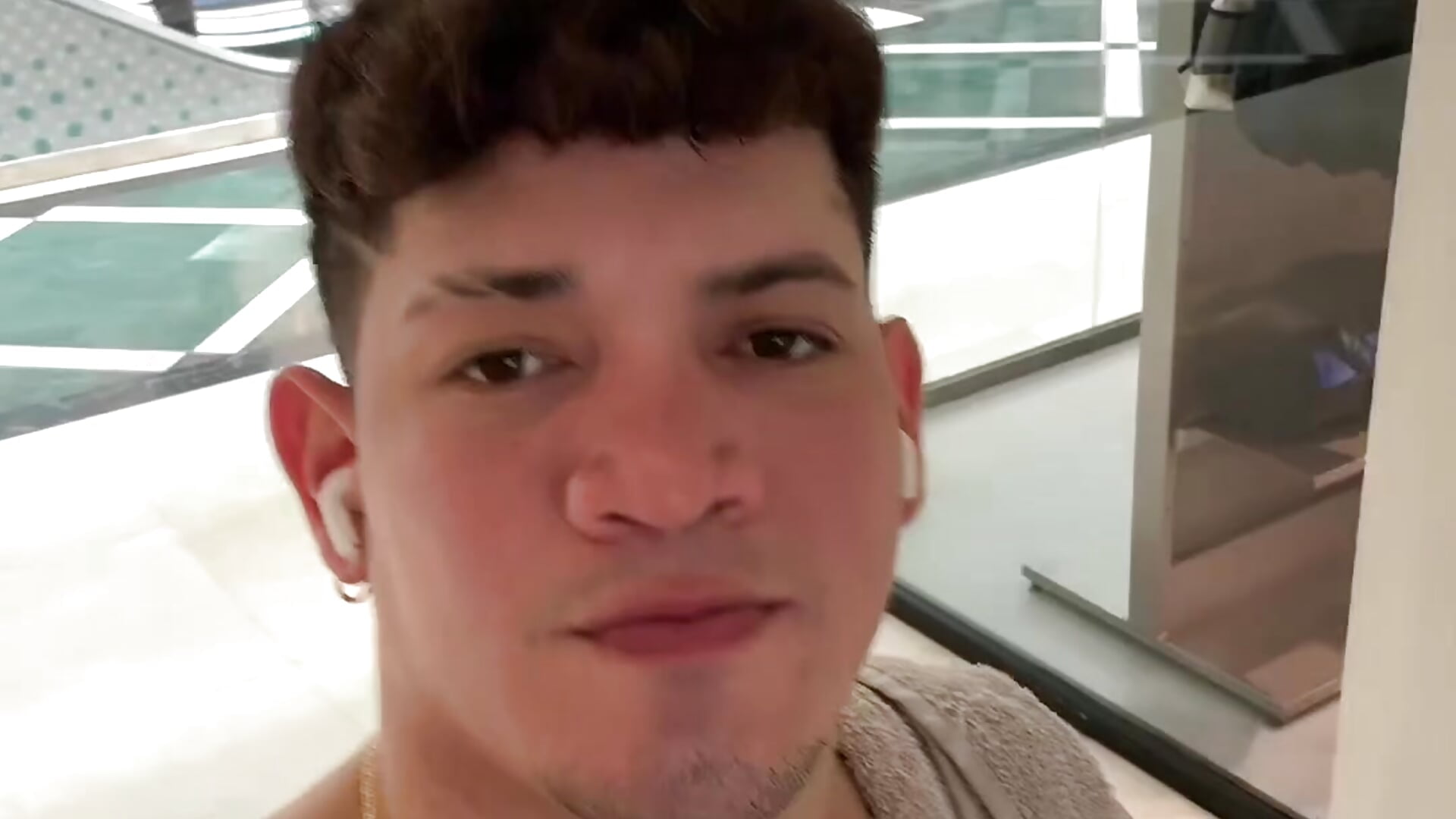 🥵 - video by Chicos_defiesta cam model