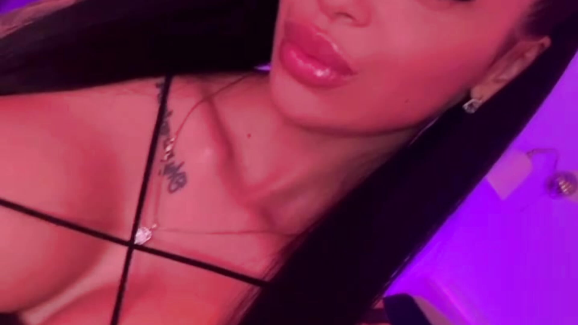 All eyes on me! - video by Angela_Myst cam model