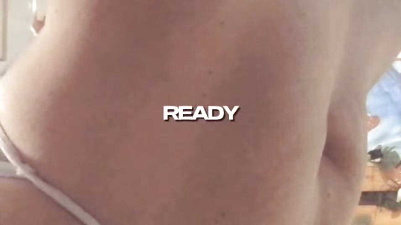 Right now I'm craving something sweet like you.💋 - video by Perla_Franco cam model