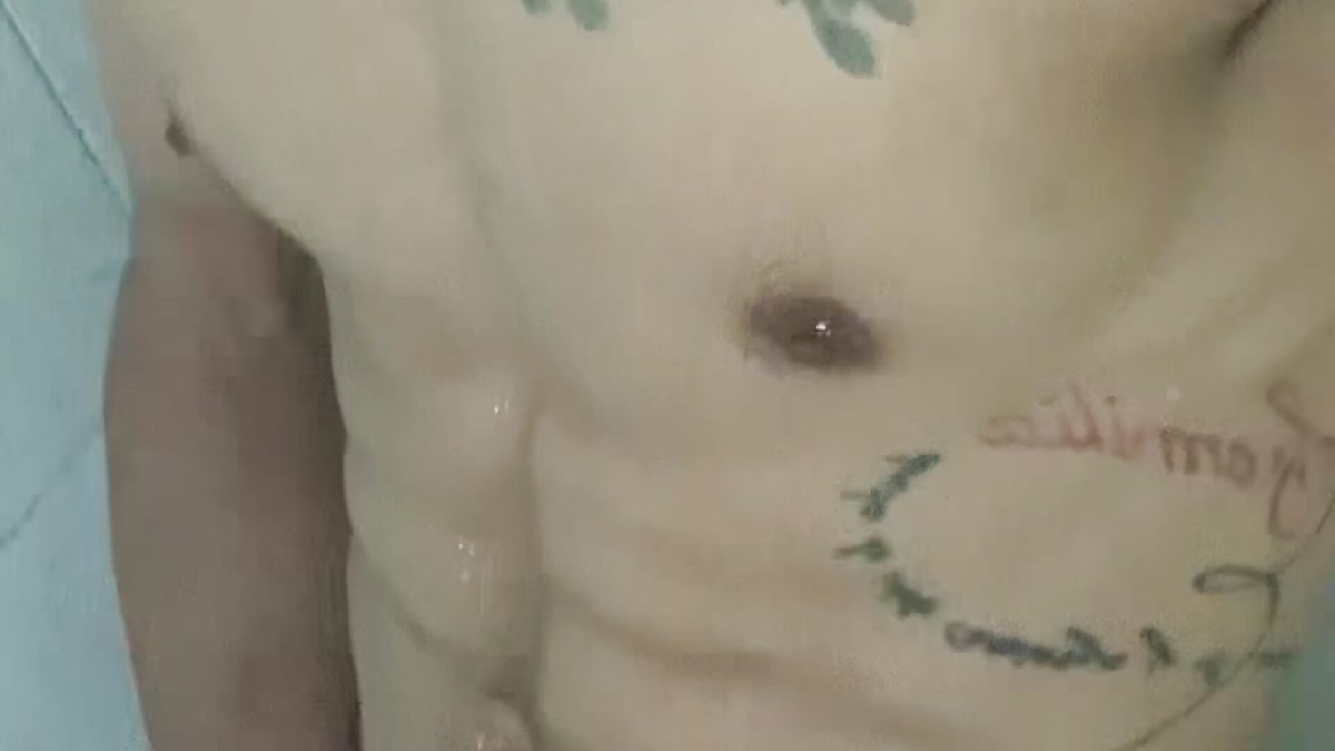 In the bathroom of my house🧖🥵🔥 - evil_boys_77主播的视频