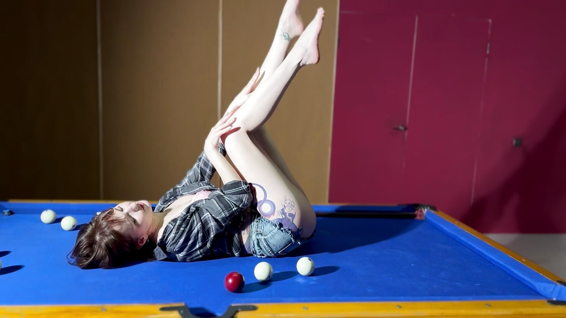 V7 - video by MiaKarlos cam model