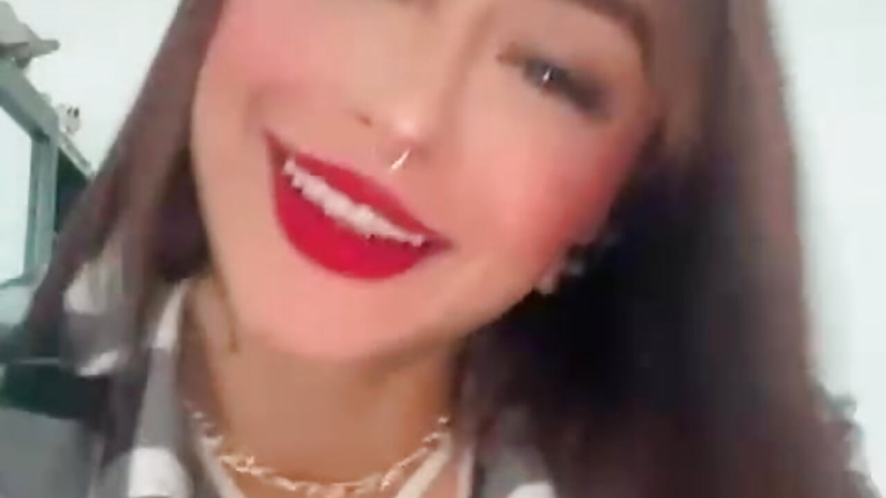 😘😋 – видео вебкам-модели Miaa_Thopmson