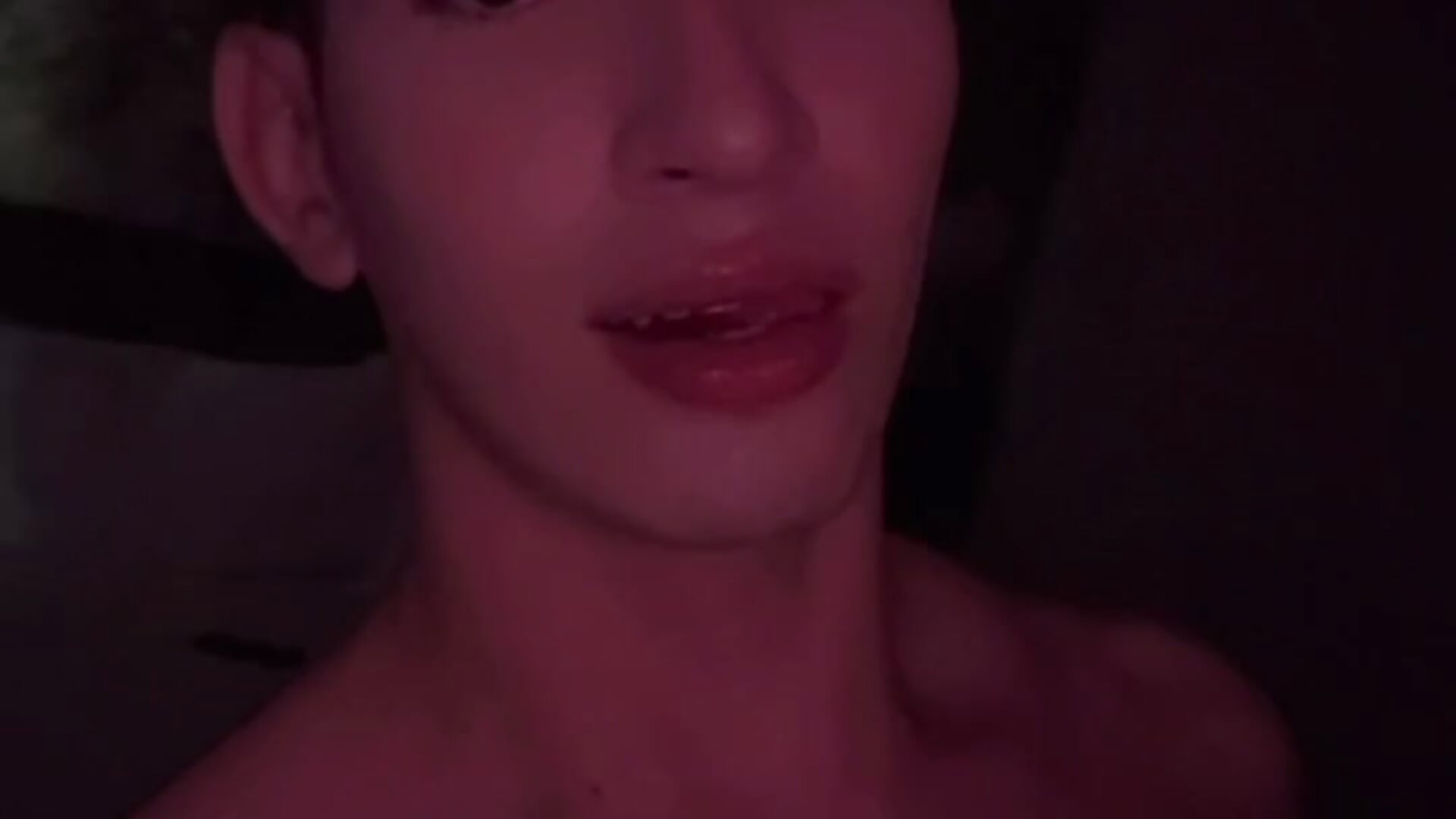 🙈 - فيديو من Cherry_zayden_ موديل الكام