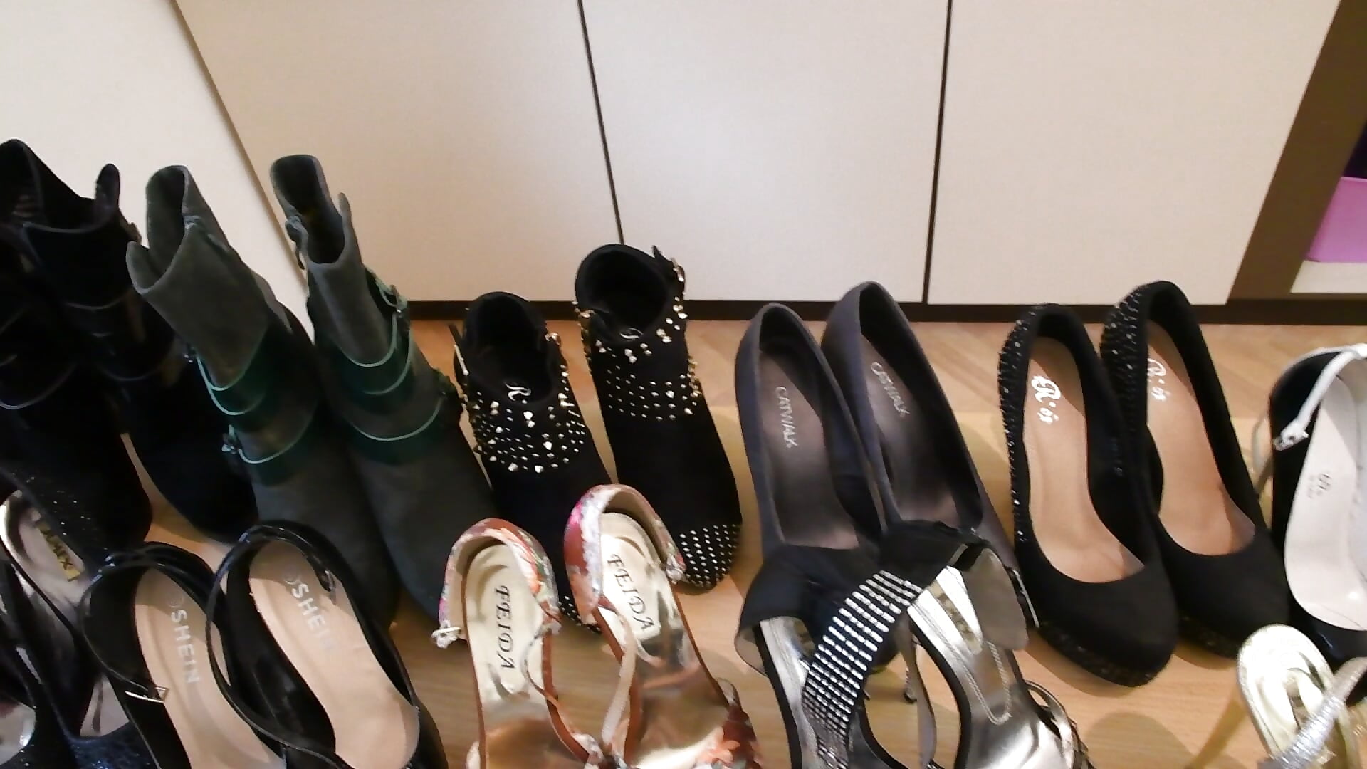 Meine erste Heelssammlung 2018 - Video von chillimonia Cam-Model