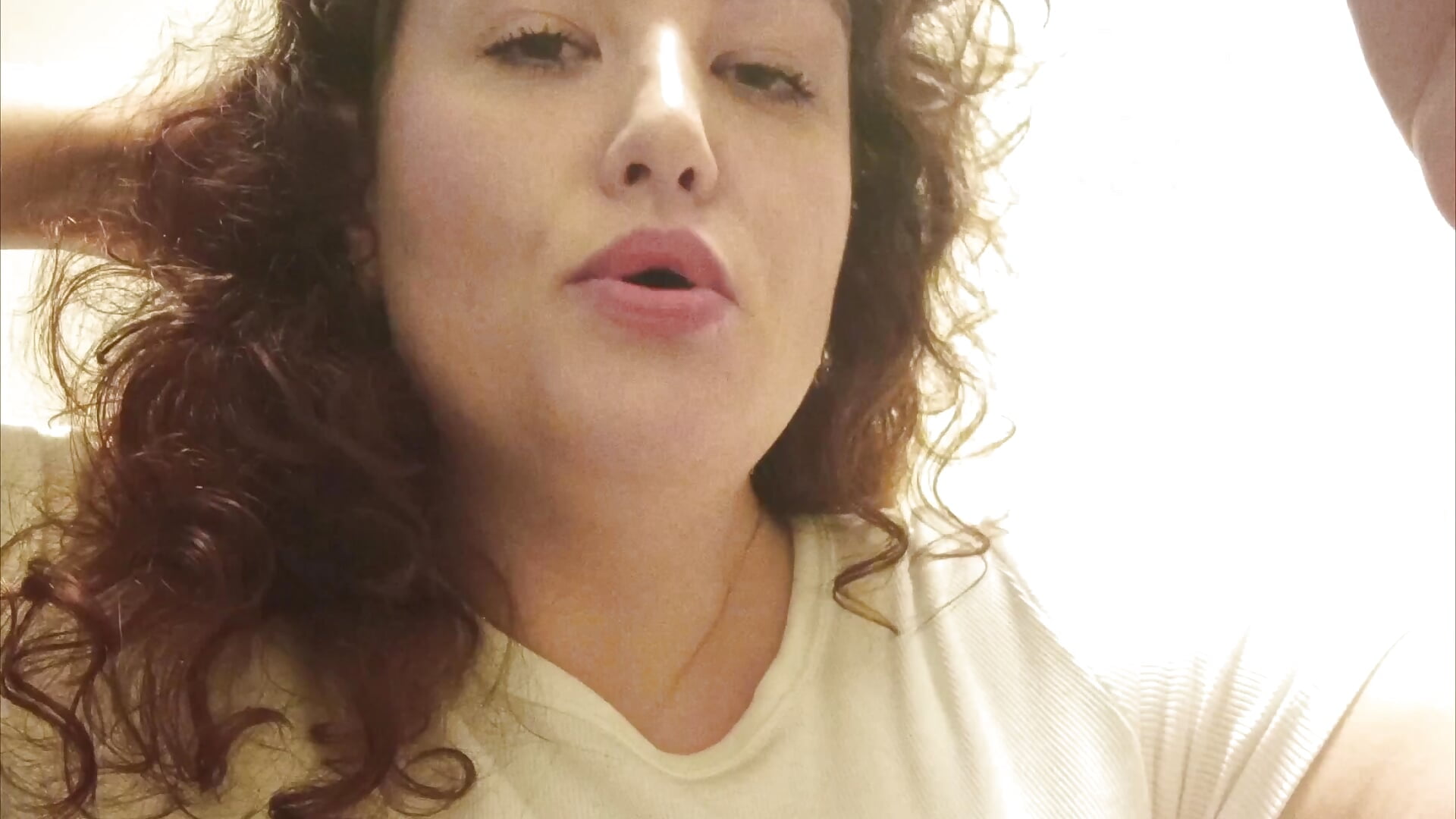 smoking cigarettes my first time in public .... watch online : D - video by _leediseeeex_ cam model