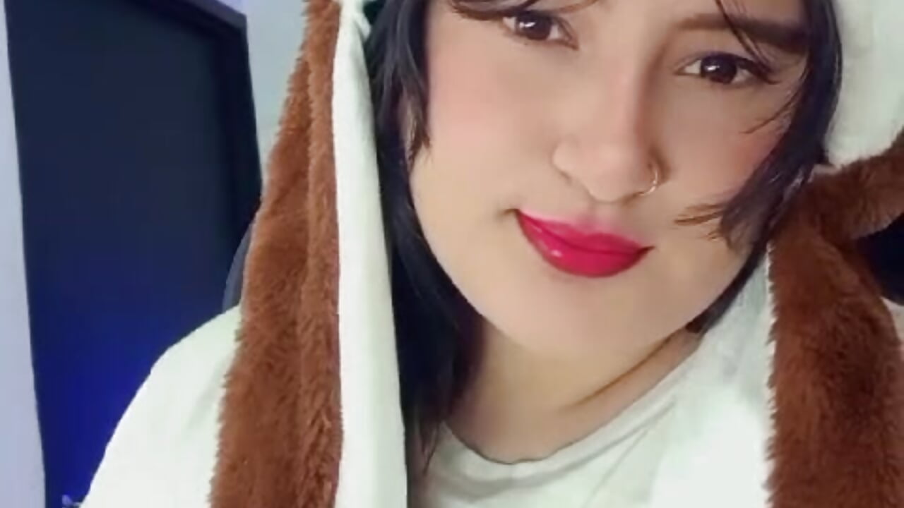 Merry Christmas my loves – video af NahiryMiller