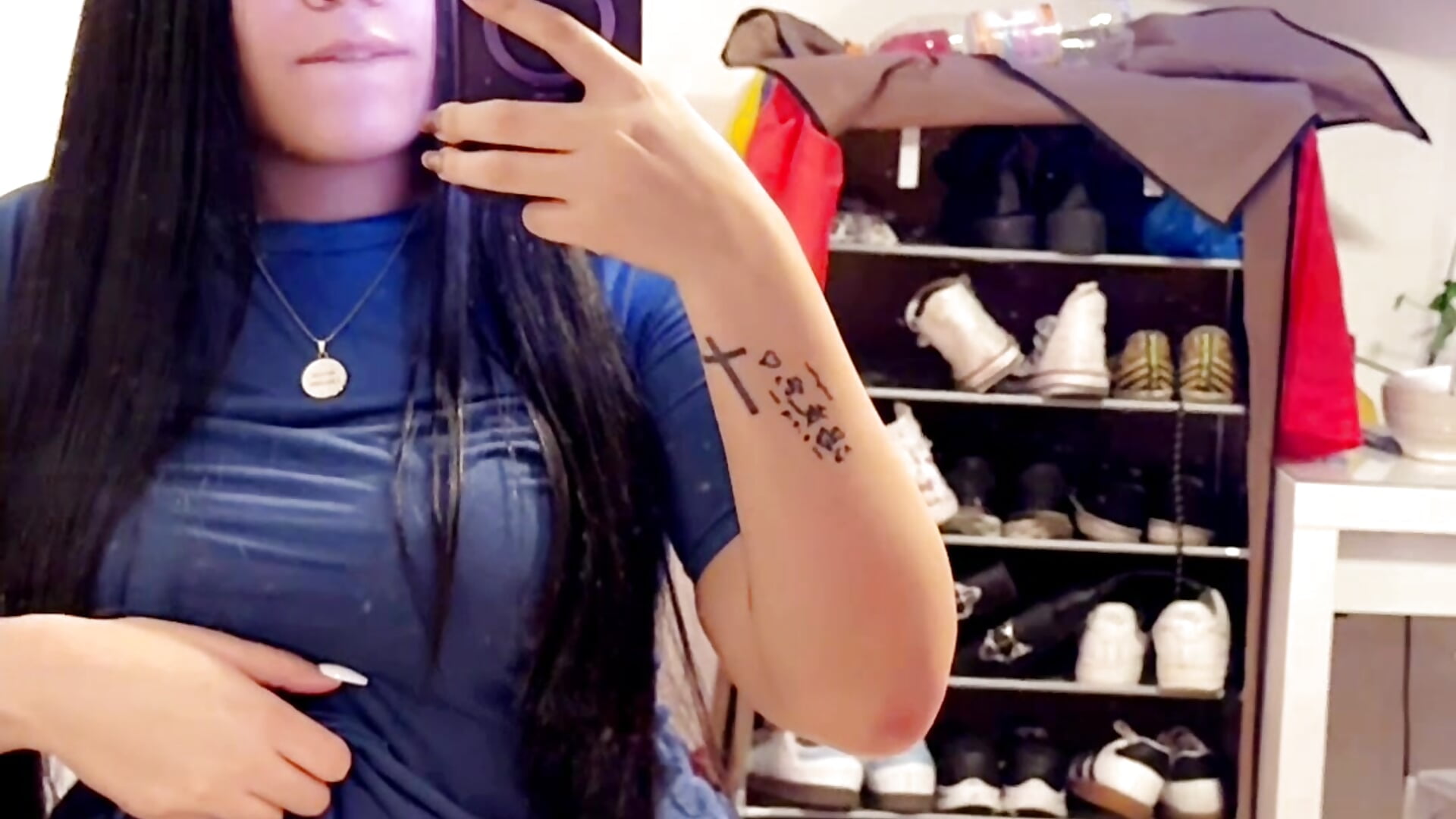 ips-FEE53FF0-B479-4B5C-9B79-E8EB16514BA1 - video by daniniescobarr cam model