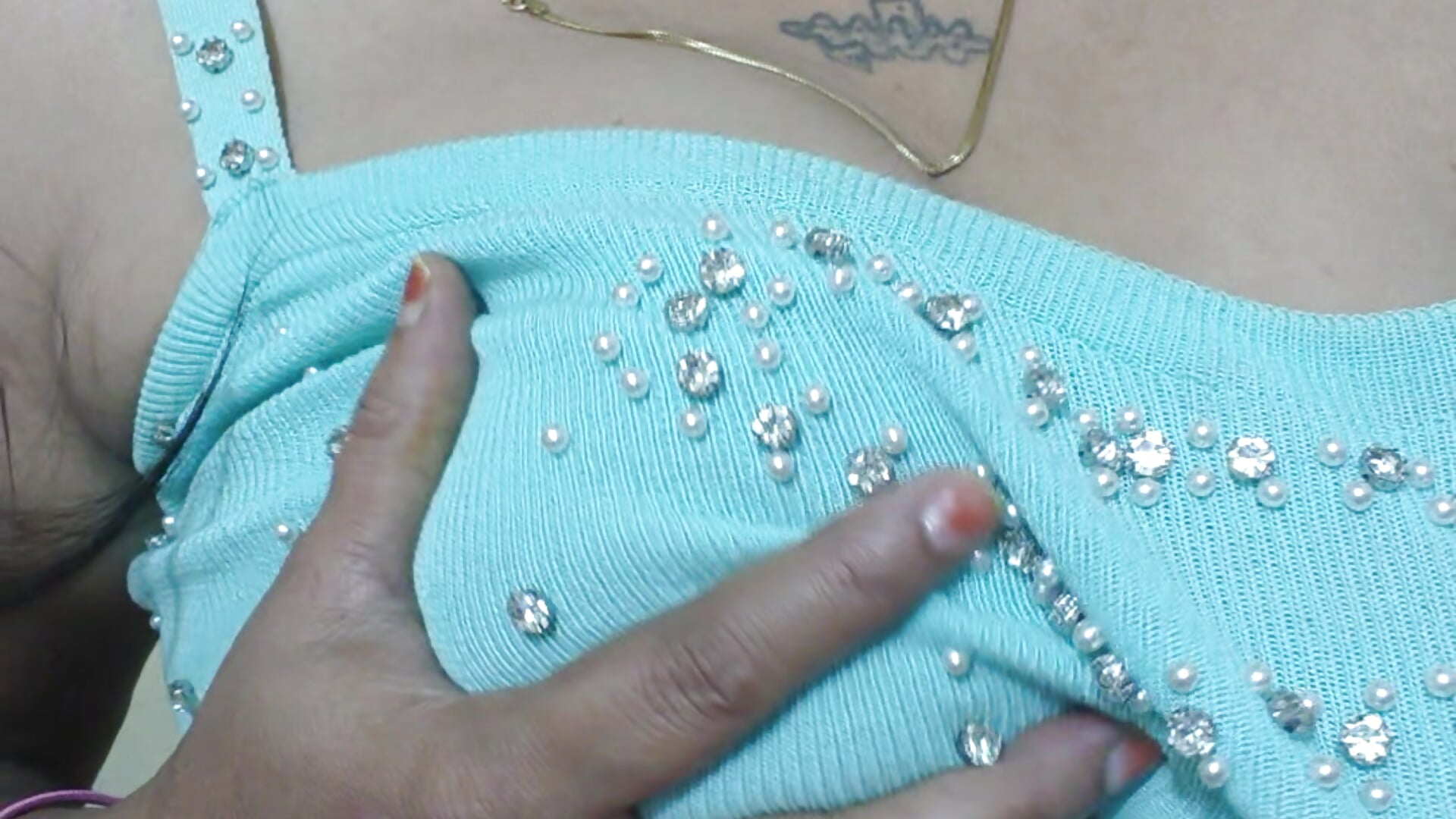 32862 - vídeo de la modelo de cam Neha8923