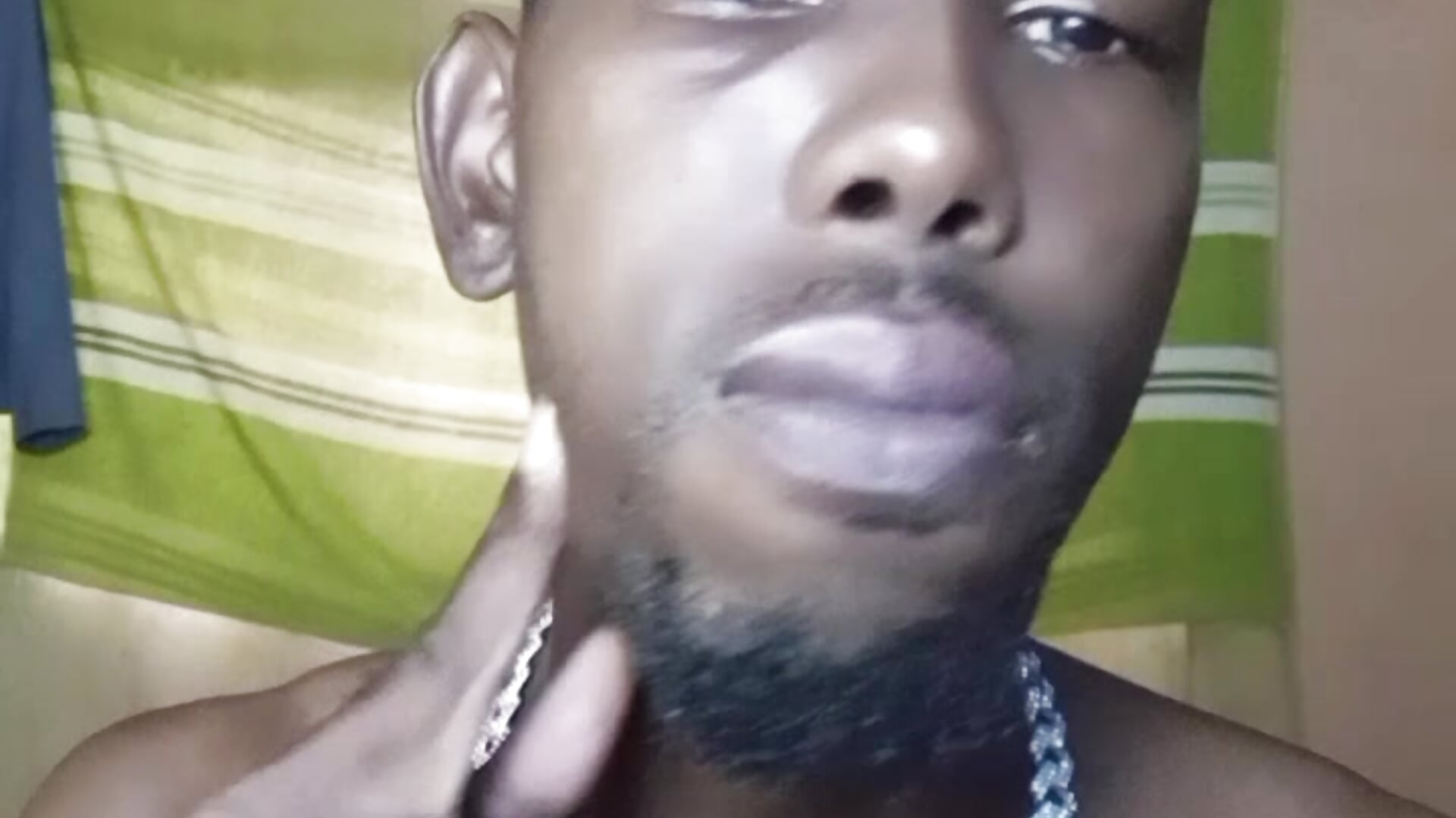 1000002181.mp4 - video by ChubbyQuinnvv cam model