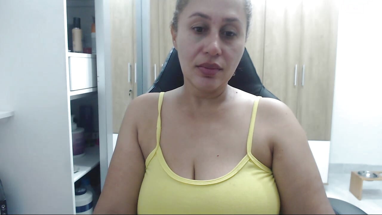 [17 May 19:04] Private Show - copy 26 Jul 20:45 - video by RoxanaLove9 cam model