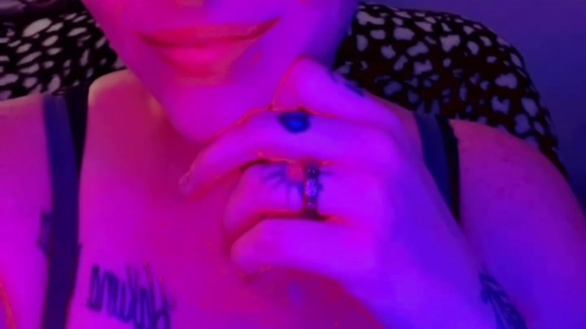 filtered-5E8A029C-1F11-43ED-A32F-2A0B0B3A2BB0 - video by SpirituallSedusa cam model