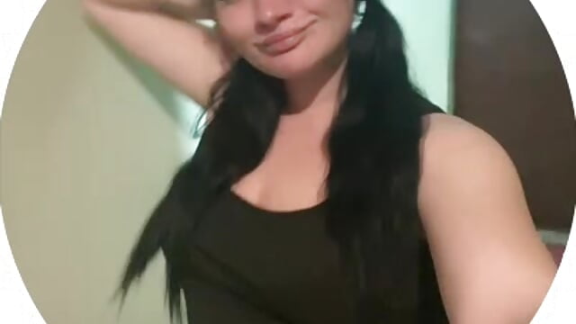 -2317508228127061198 - video by CamilleXMyr cam model