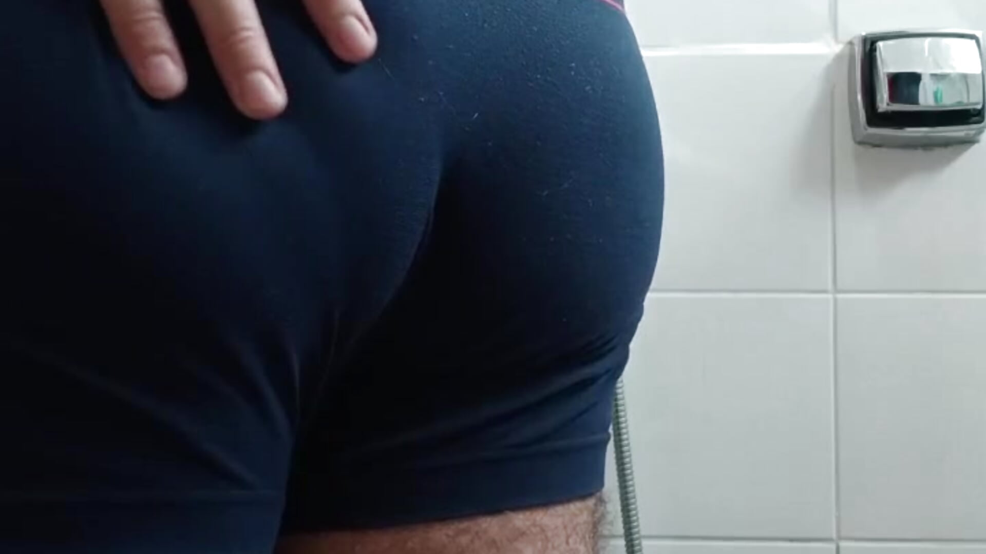 Cueca marcando e gozada (Underwear marking and then cumming!)