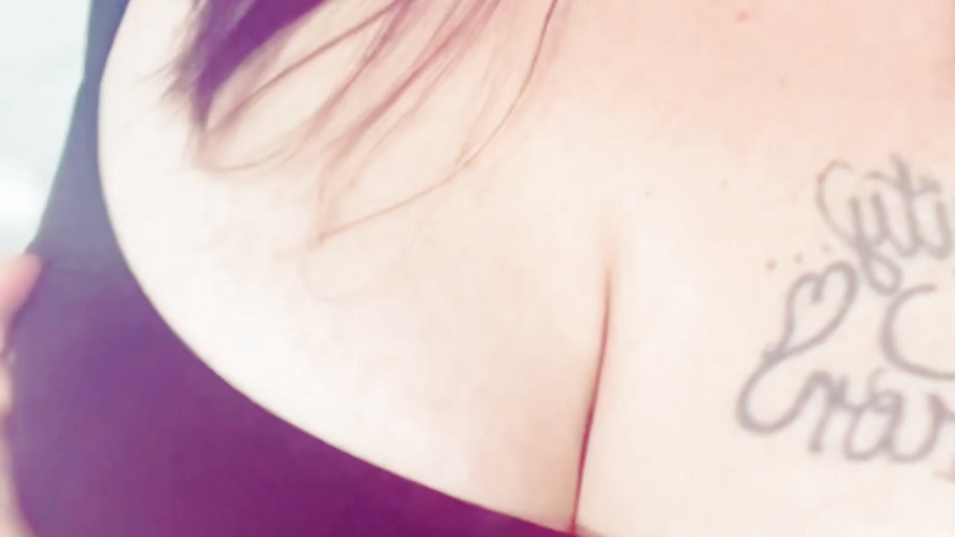 15FDDF3A-279A-4E7A-B7D8-C5EA79A4FCFA - βίντεο μοντέλου FreakAssSmileyy