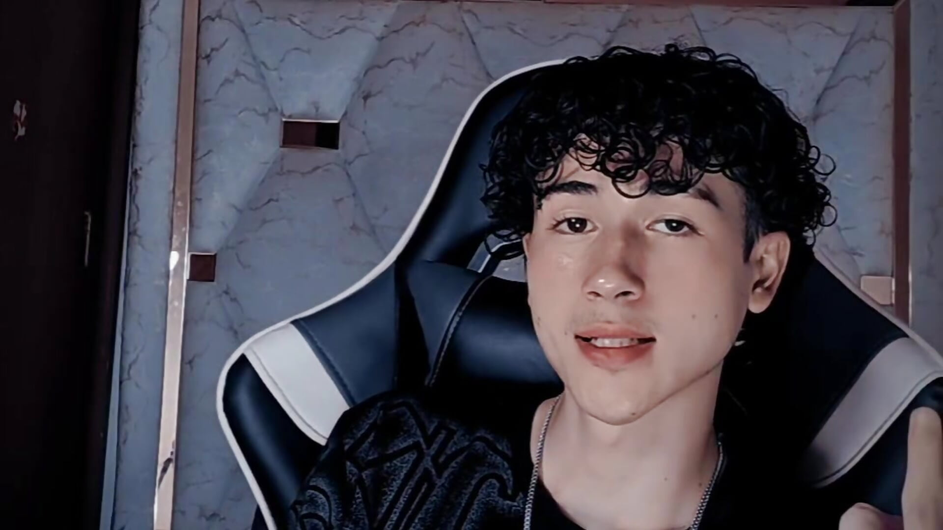 dembow! - video by johnny_cagee cam model