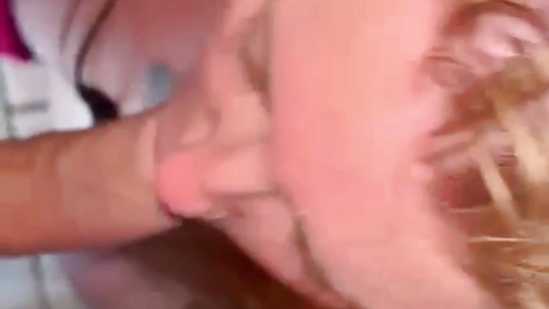 J’avale le foutre de mon amant