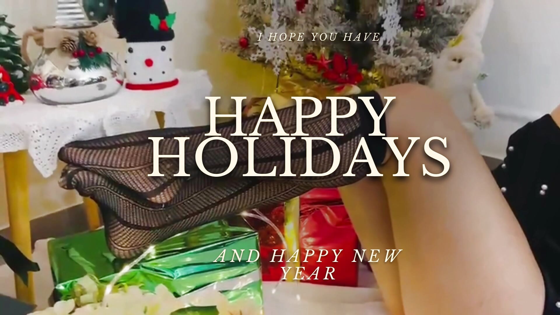 Happy holidays - clip cu Sharlotte_Milk model videochat