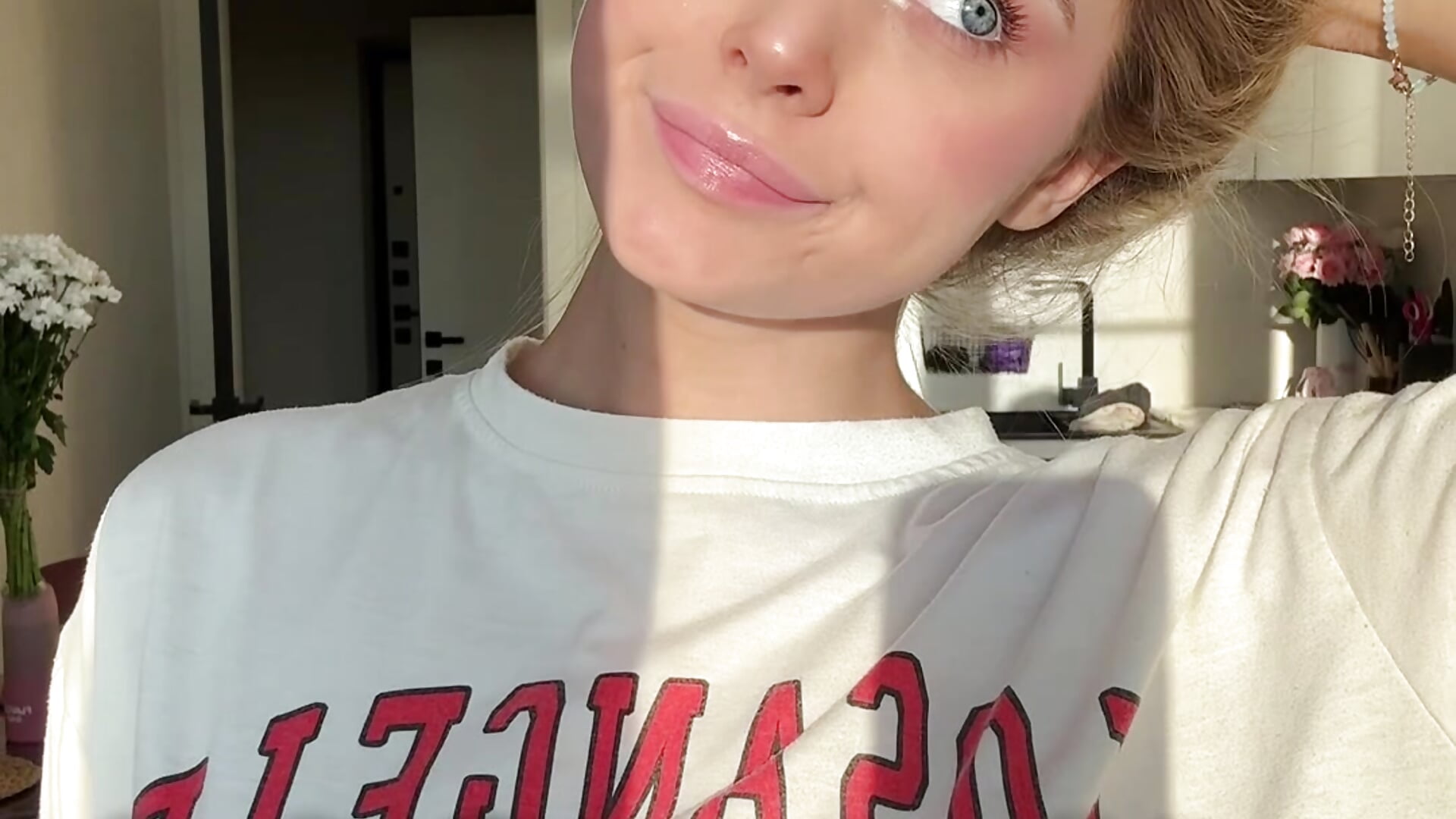 Always ready 💅🩷🥰 - vidéo du modèle de showcams SIlviaBeyt