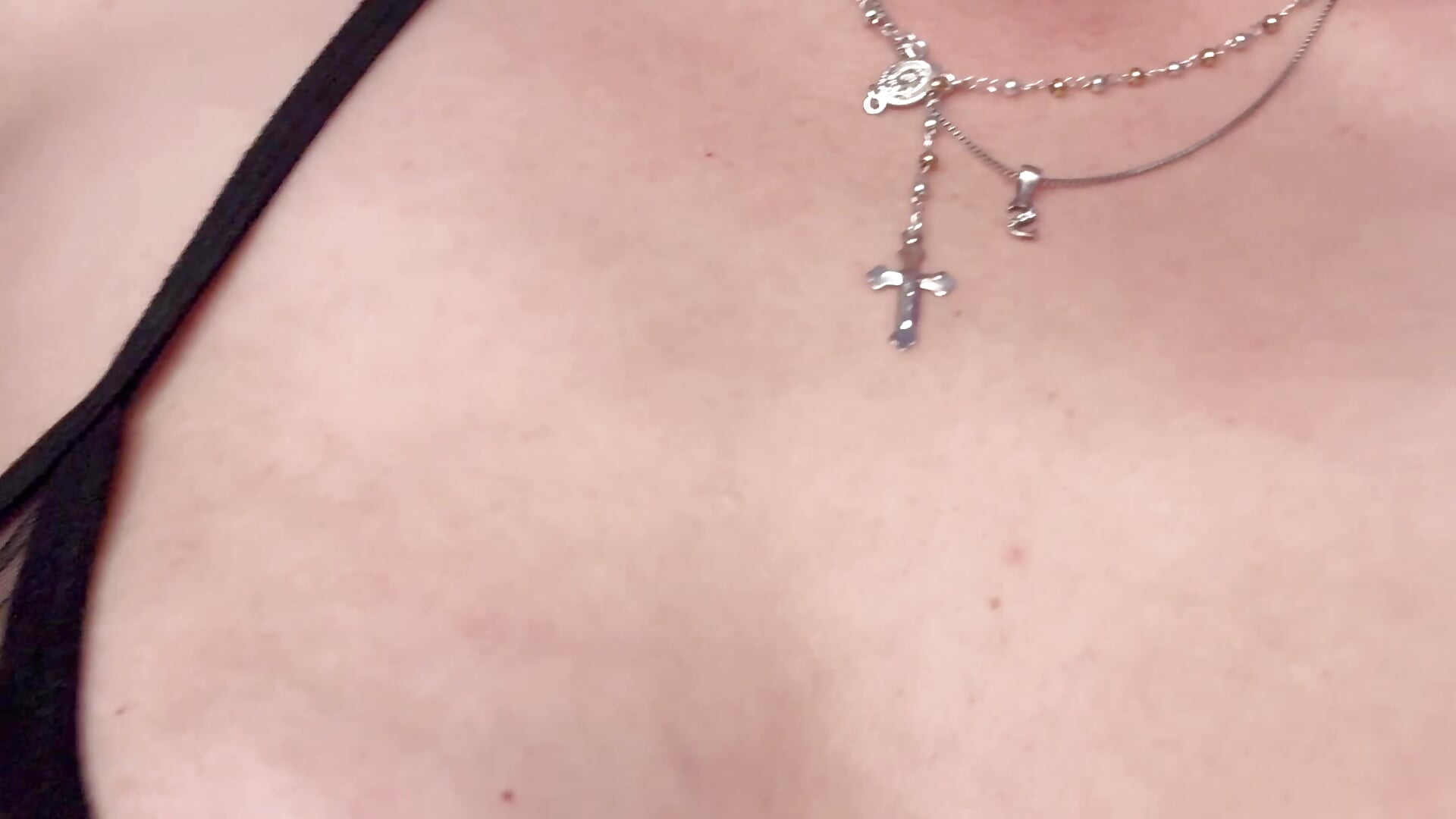 Boobs - clip cu aurora_divine model videochat