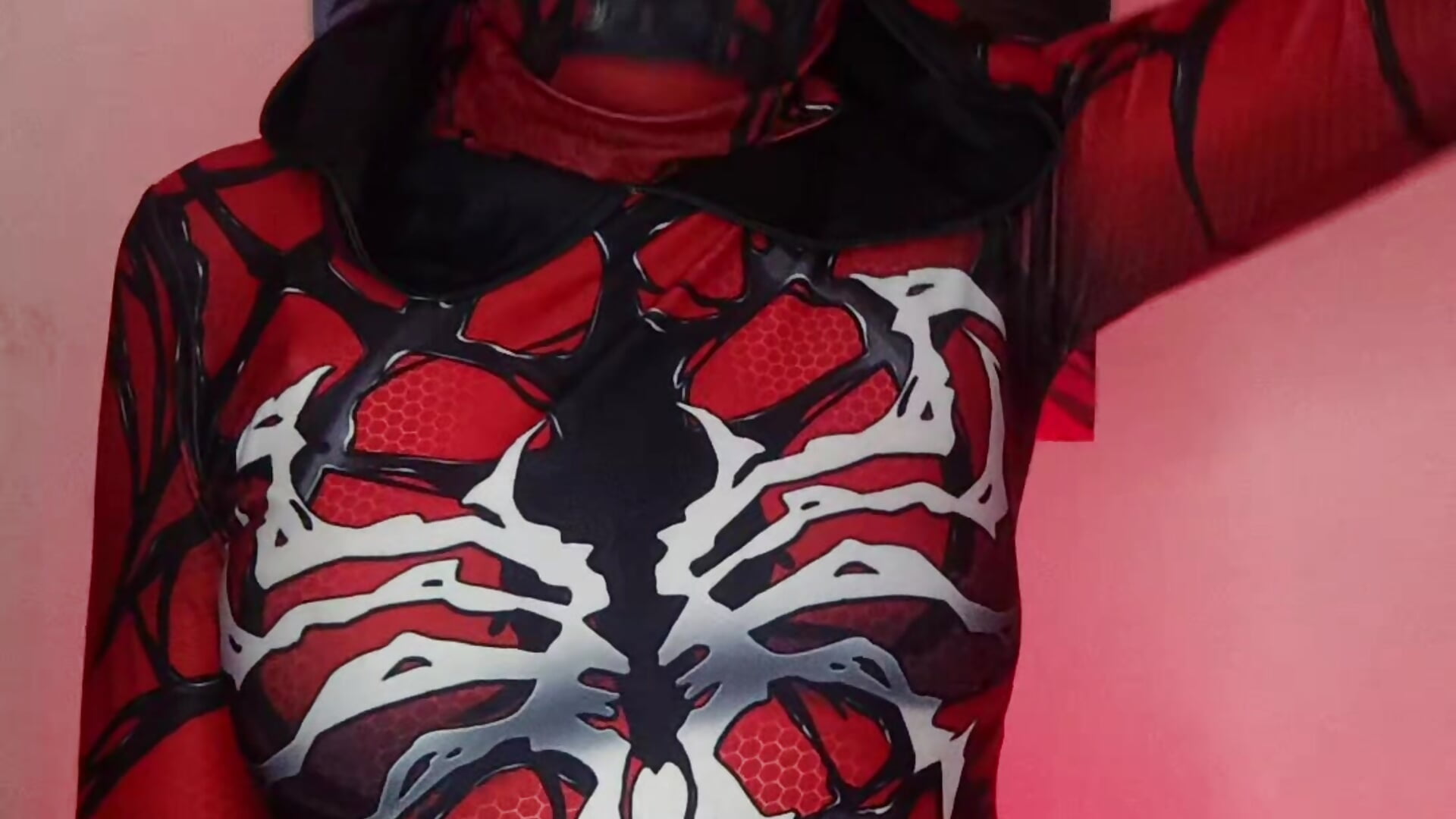 Halloween - video by Lucyy-hess cam model