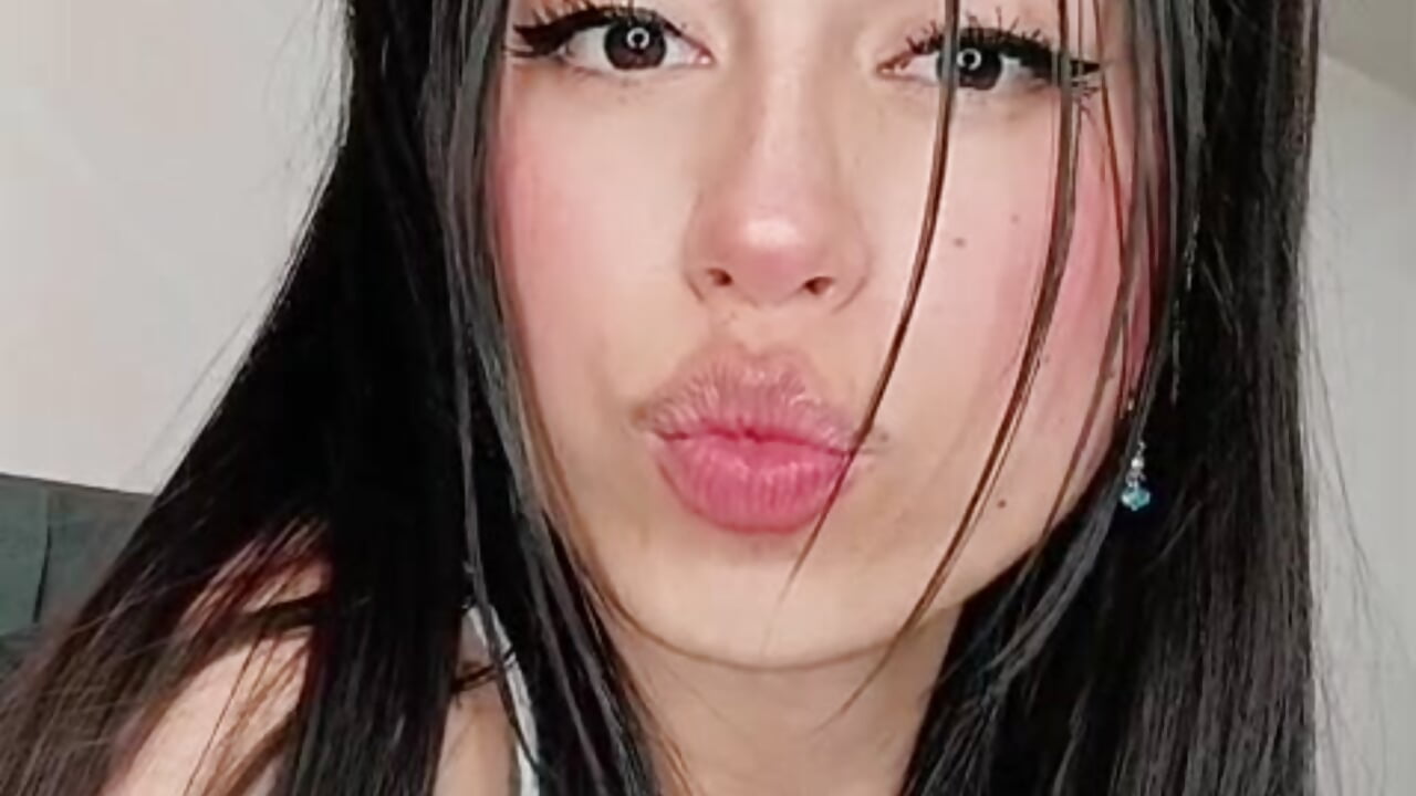 And if you let me kiss you 😋💋 - MadyJackson 캠 모델의 동영상