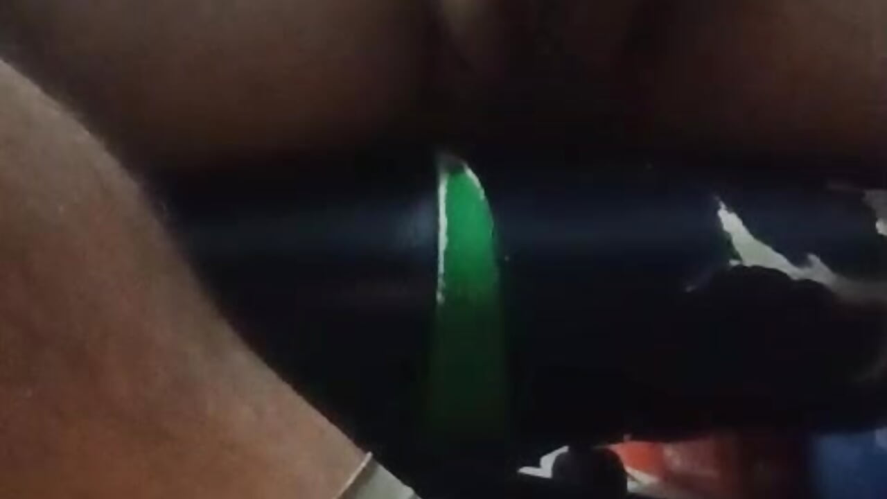 Vídeo em tendência de modelo na câmara Dark-Side18B 1453