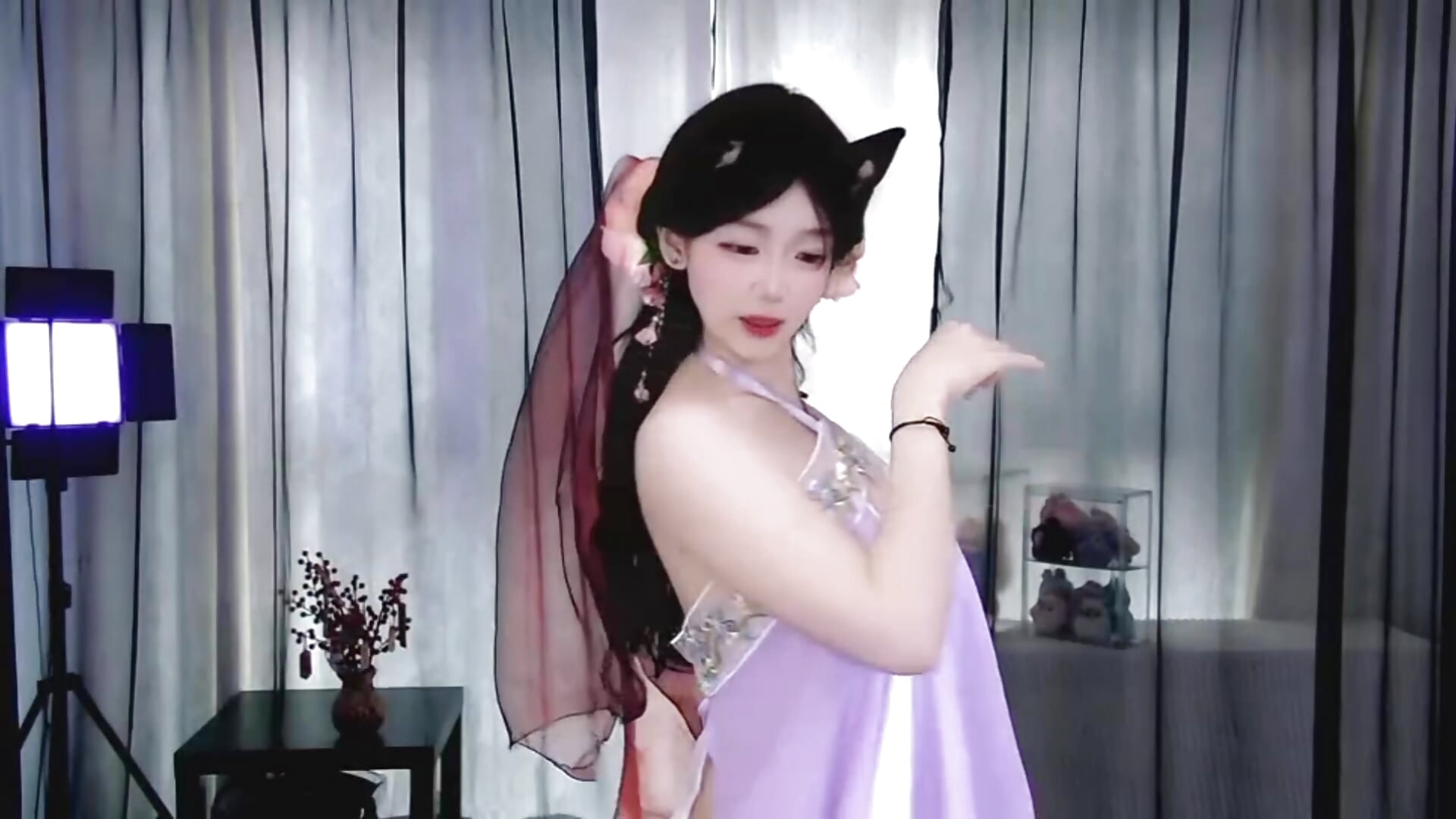 舞蹈小片段 - video bingbing-33 kameramallilta