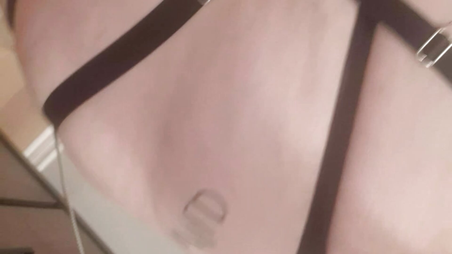 Do you like my outfit?! - відео від вебкаммоделі ThickandDesirable