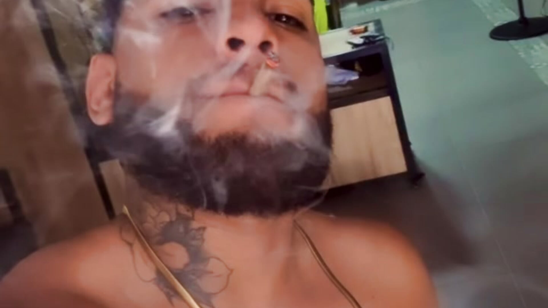 Smoke green - Video von Chris_Gatito Cam-Model