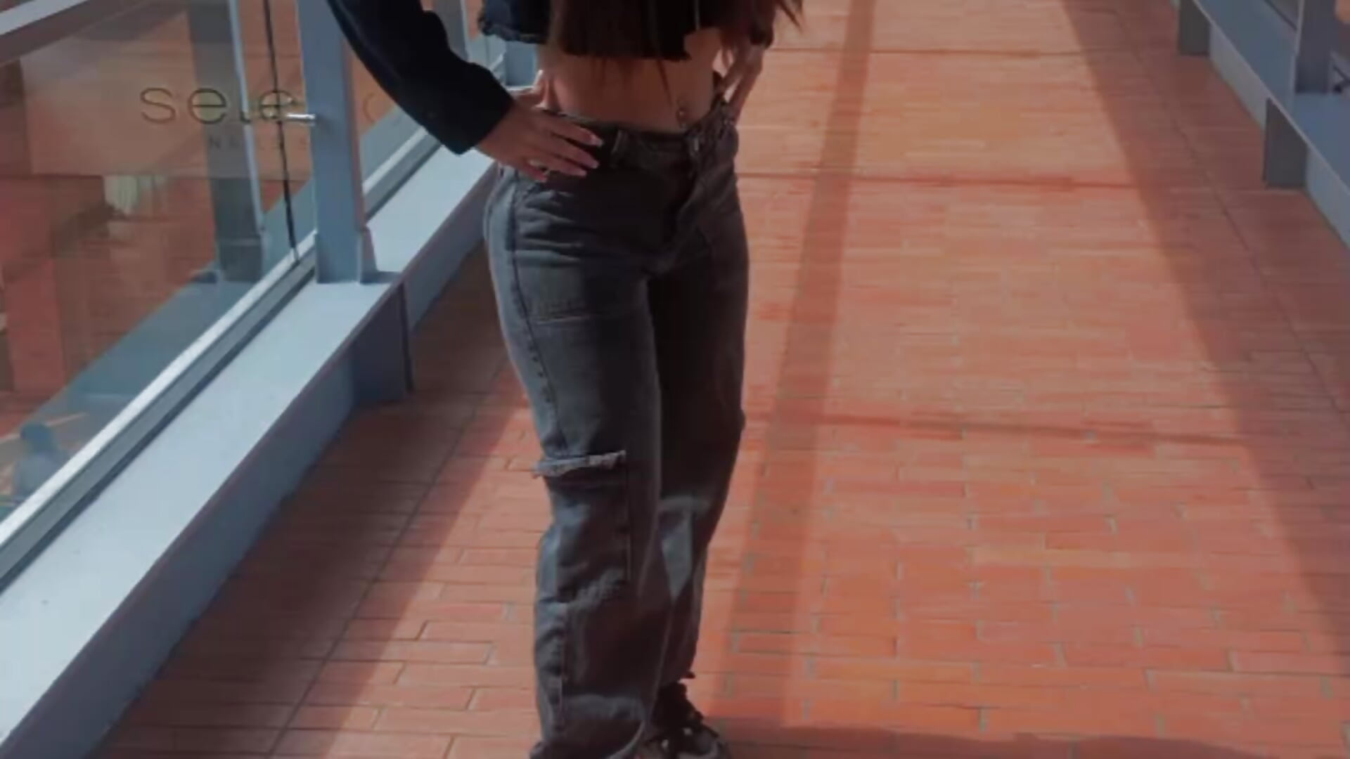 Being happy is the best - video by Lori_Evanss cam model