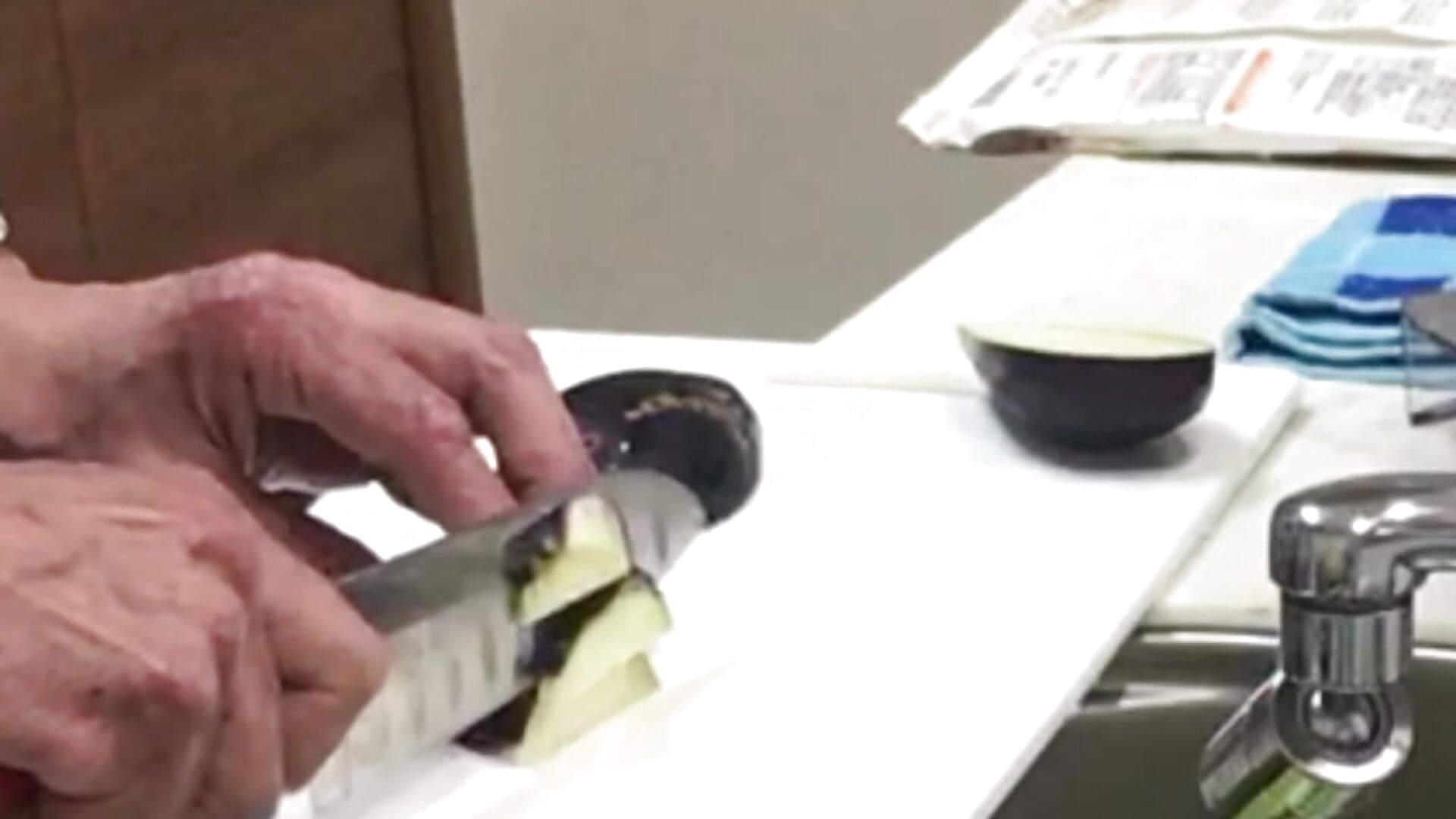 料理　2025年7月12日なすのみぞれ炒め－カメラキャストのmaru_010_chinの動画