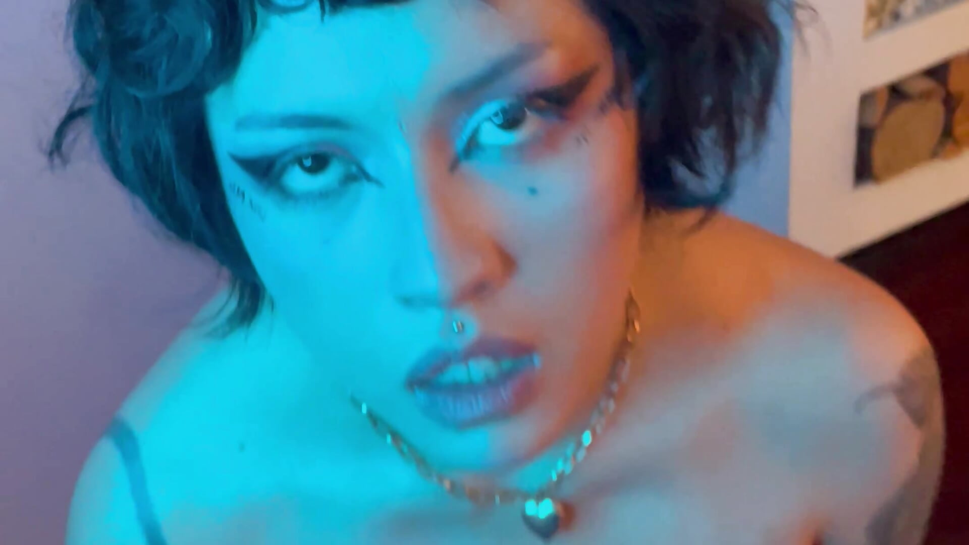 SALIVA PLAY 💦👄 pussy drool