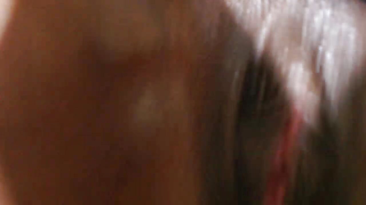 [12 May 01:29] Private Show - copy 11 May 23:36 – video od webkamerové modelky kittykhloe22