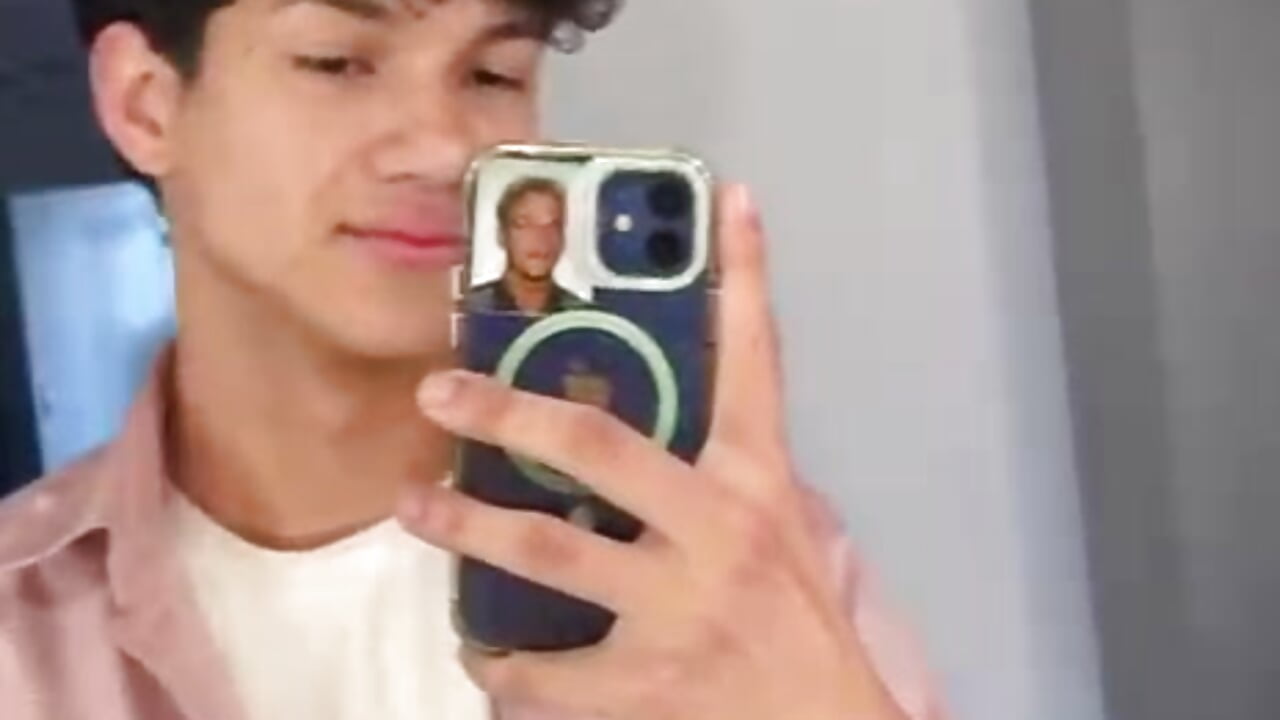 WhatsApp Video 2025-12-17 at 2,01,20 PM - video by jason_graeats cam model