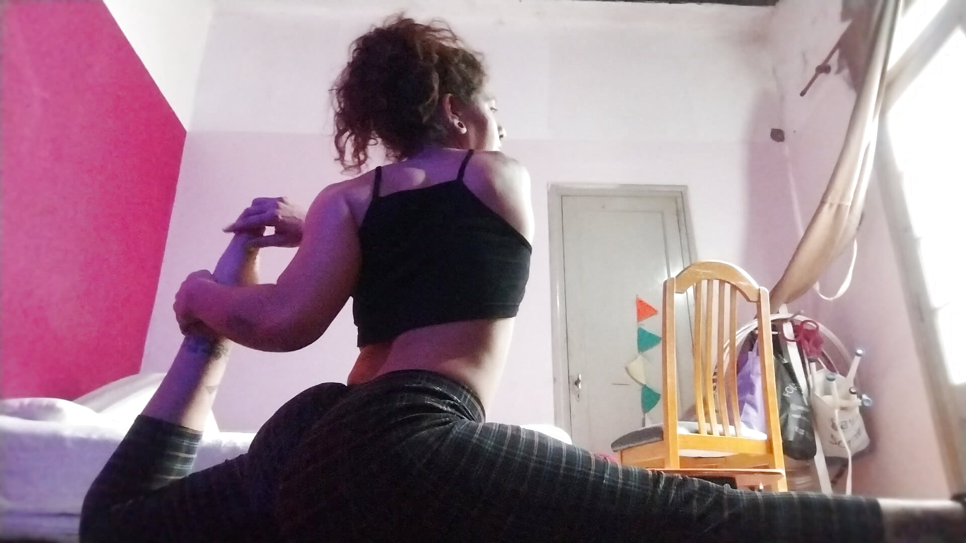 Tatuadaaa y flexible - video di sweetbabyass modella di cam