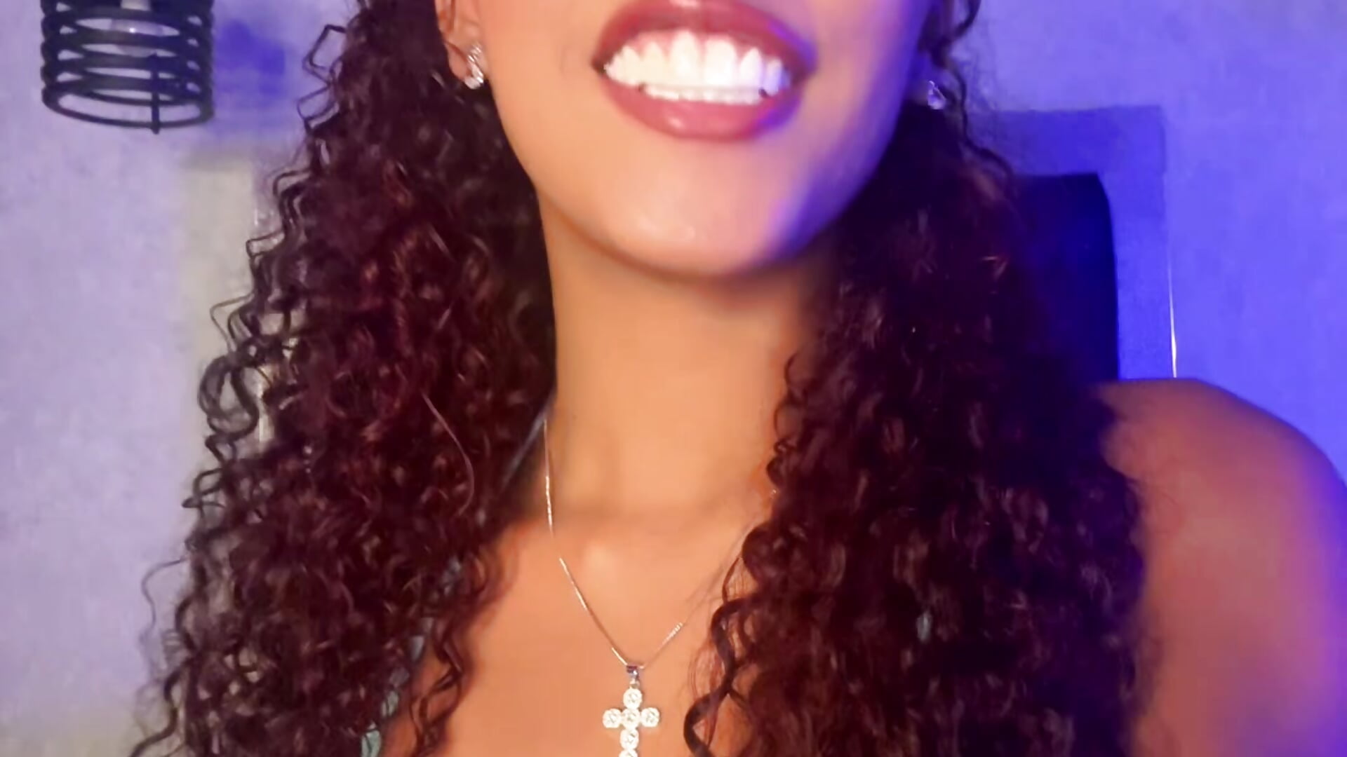 Blue 🩵 - video by Salome_Williamss cam model