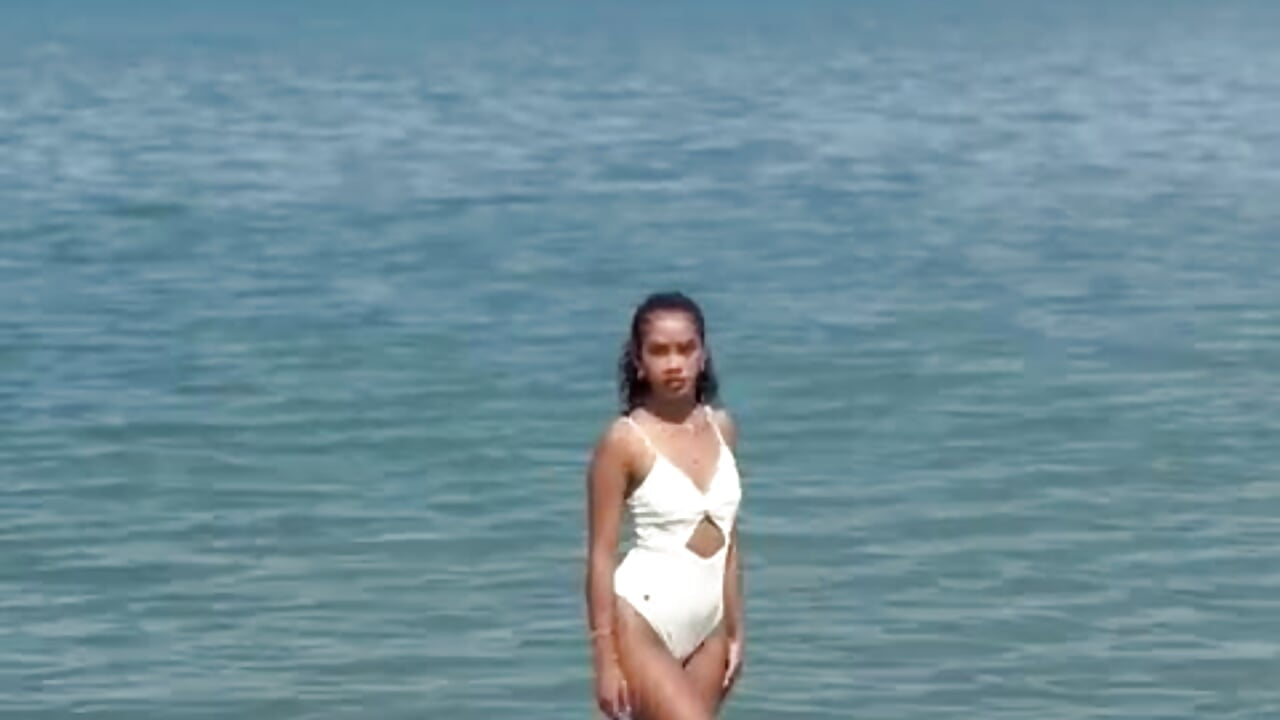 Sea girl - video by Salome_Williamss cam model