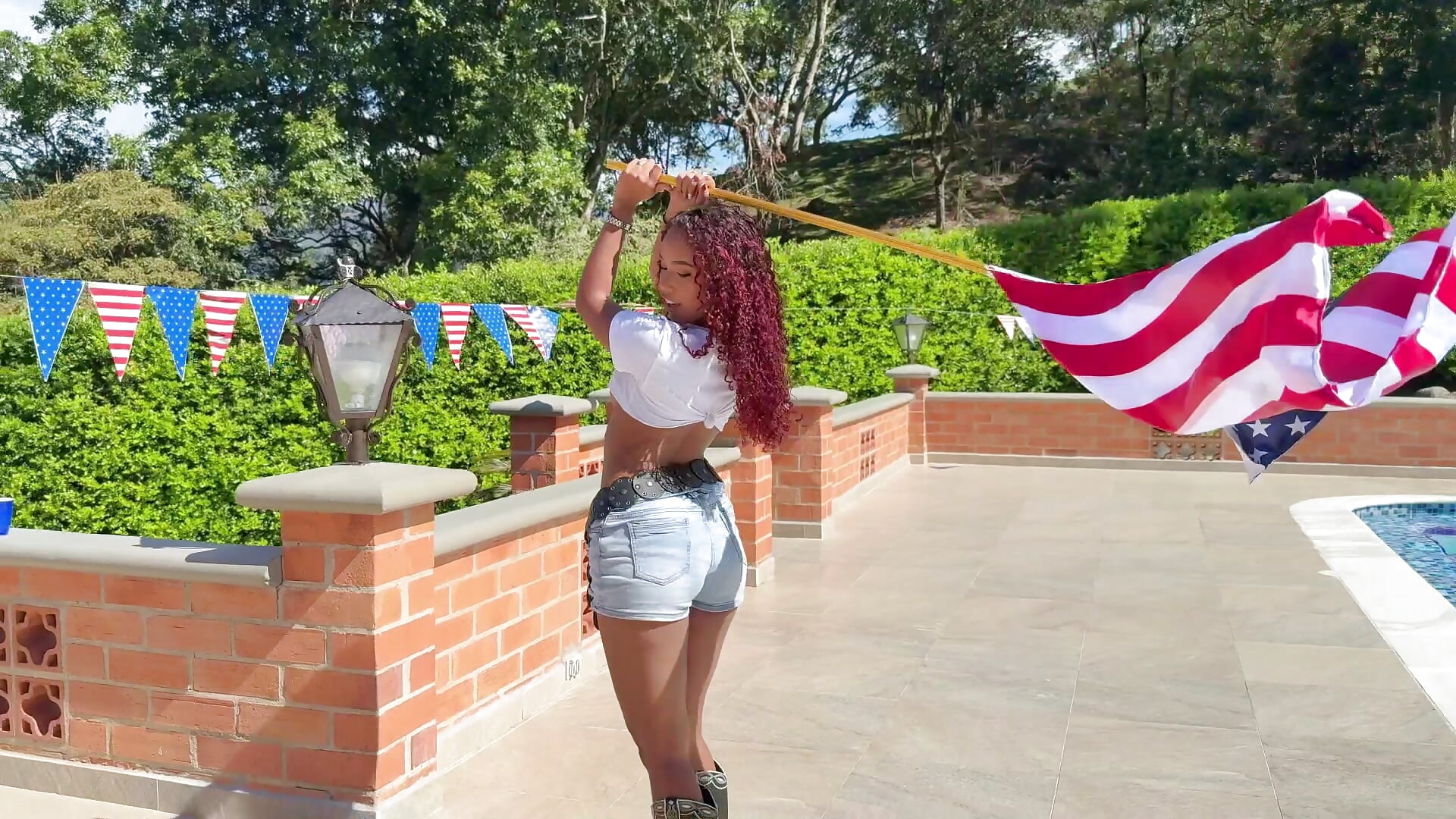 ❤️🤍💙 Patriotic party in progress