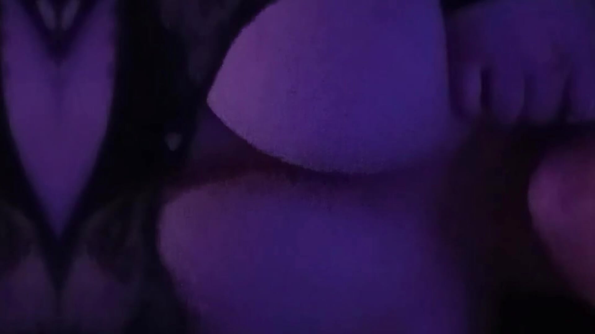 With music and look, I take you to my secret corner - video di SusanZoro modella di cam