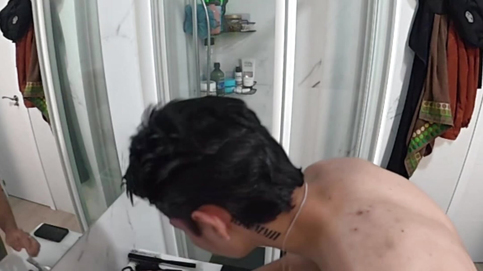 Autodidacta - video di Andrew_Trivel modella di cam