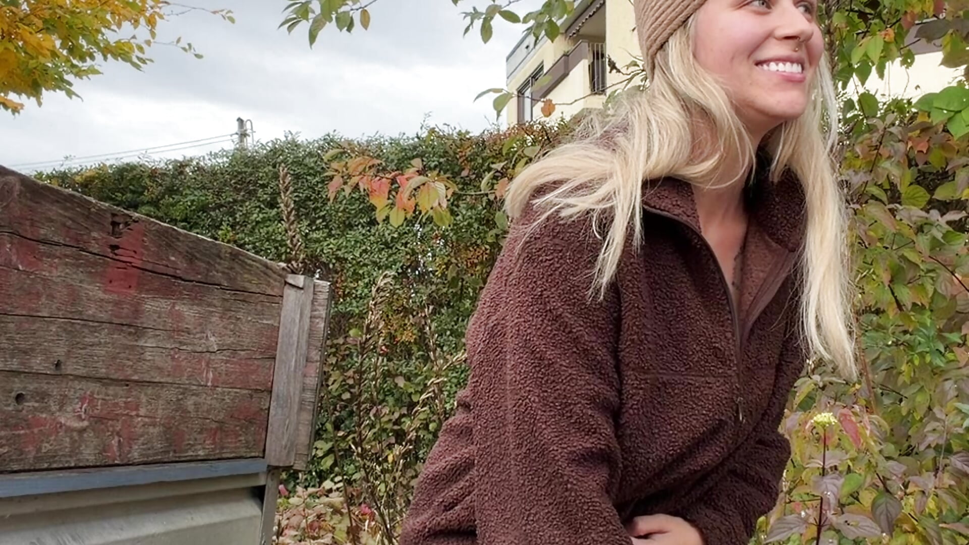 Ich ficke die Anhängerkupplung 😍❤️ - video by lunawolf21 cam model