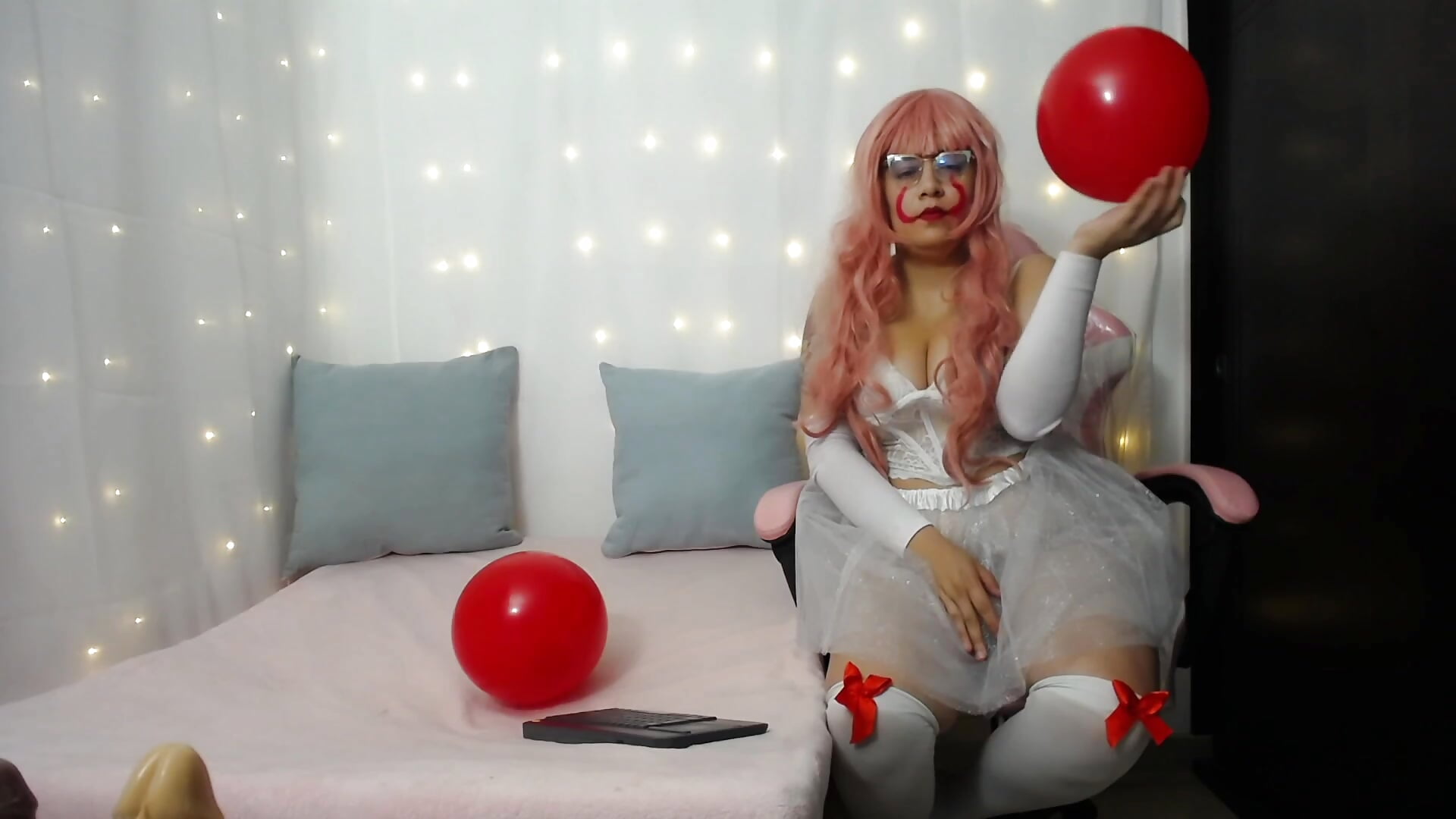 It - video by Niuk_mei cam model