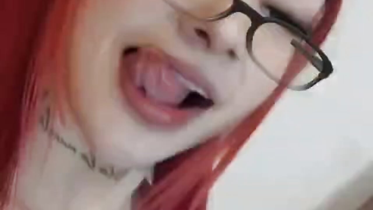 horny - video by gisellove1 cam model