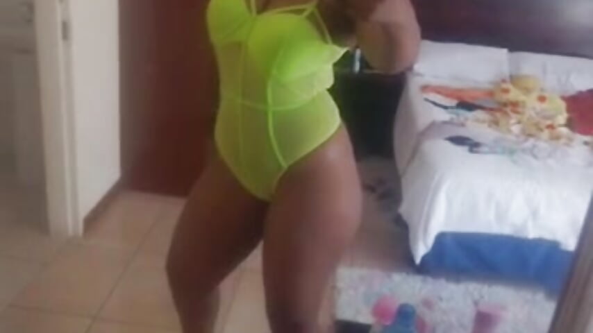 trim,EA900CE5-0741-408A-97DE-C4B6CC6B9056 - video by xcute_angel cam model