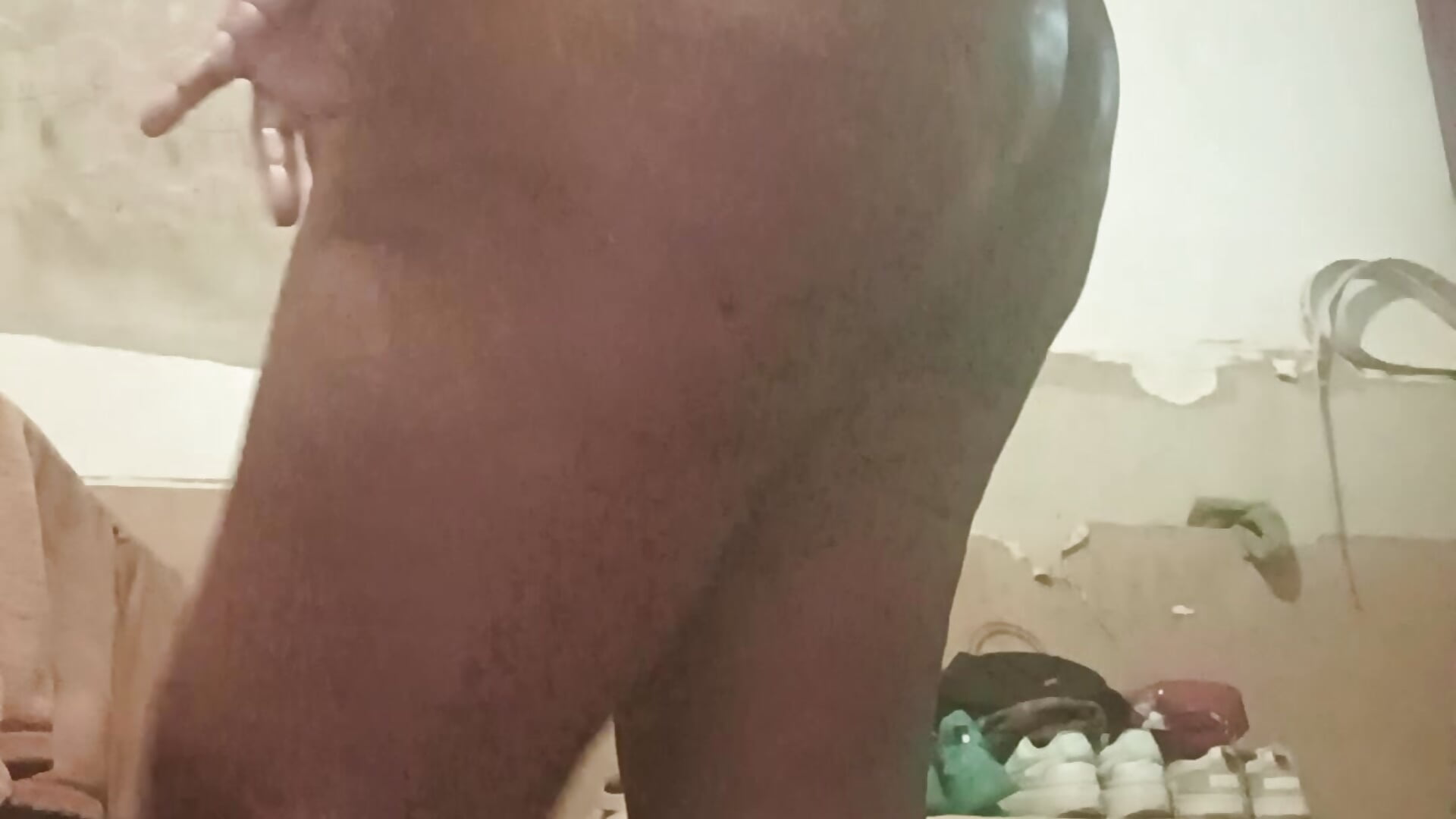 1000106418 - video by teebitch93 cam model