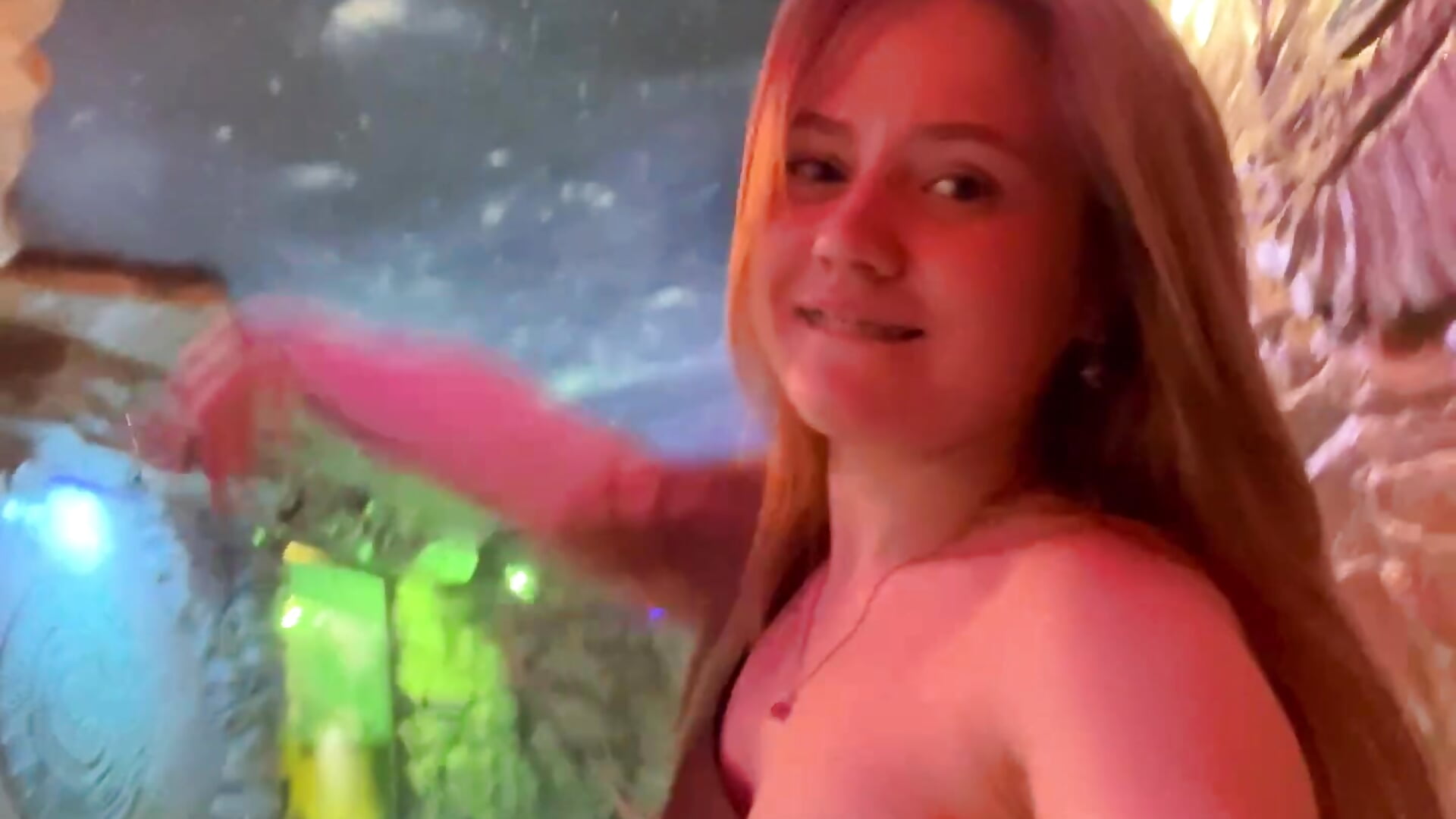 3344871959578490605 - SelinSwarovski主播的视频