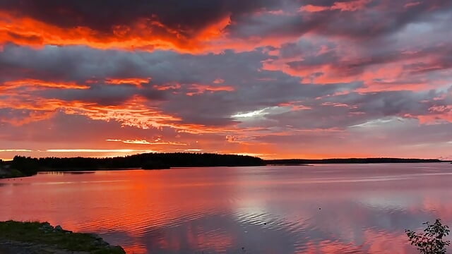 Do you like to admire the sunset? - Video von Lillian_White Cam-Model